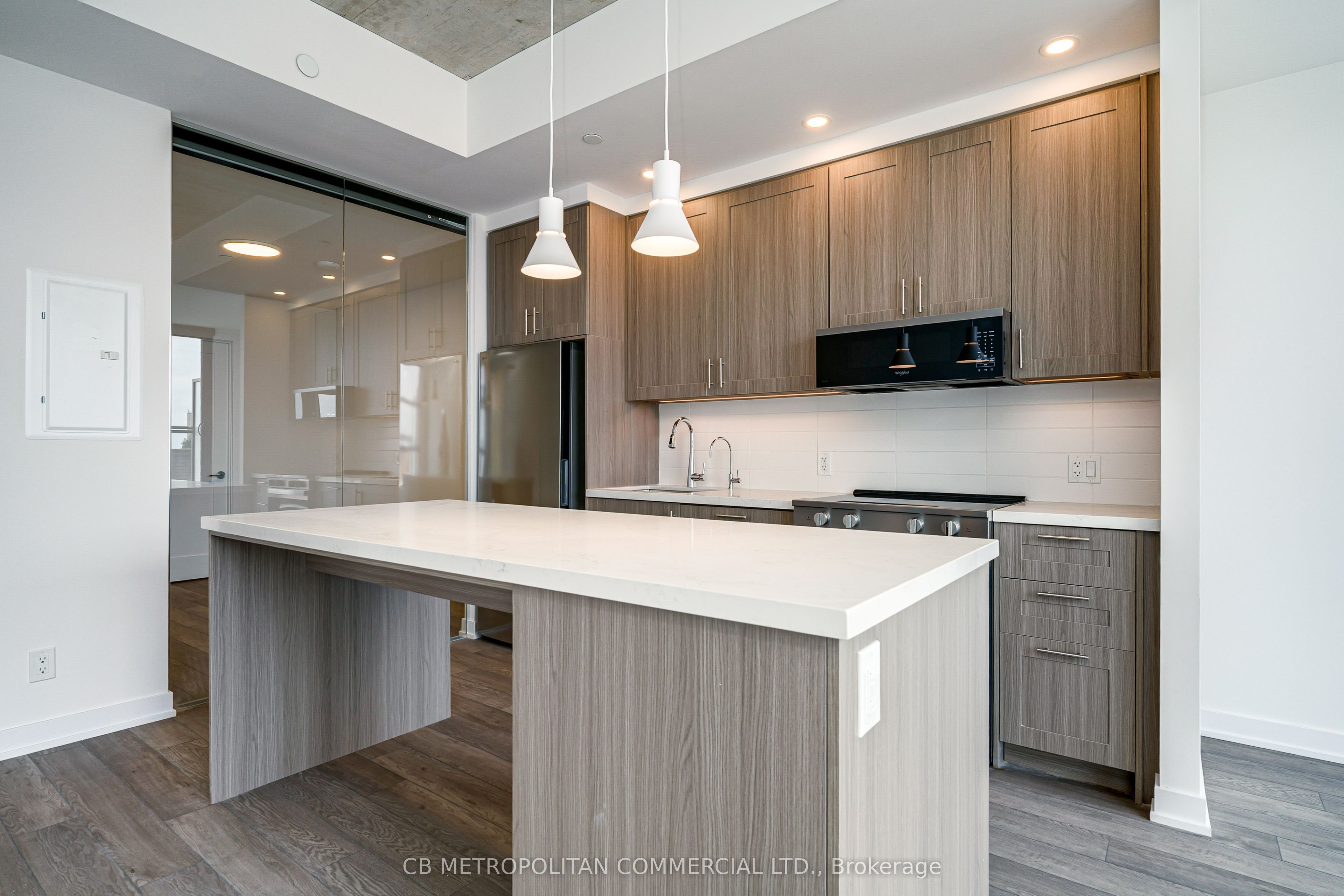 Unit 516 - 2946 Dundas Street West, Toronto 5