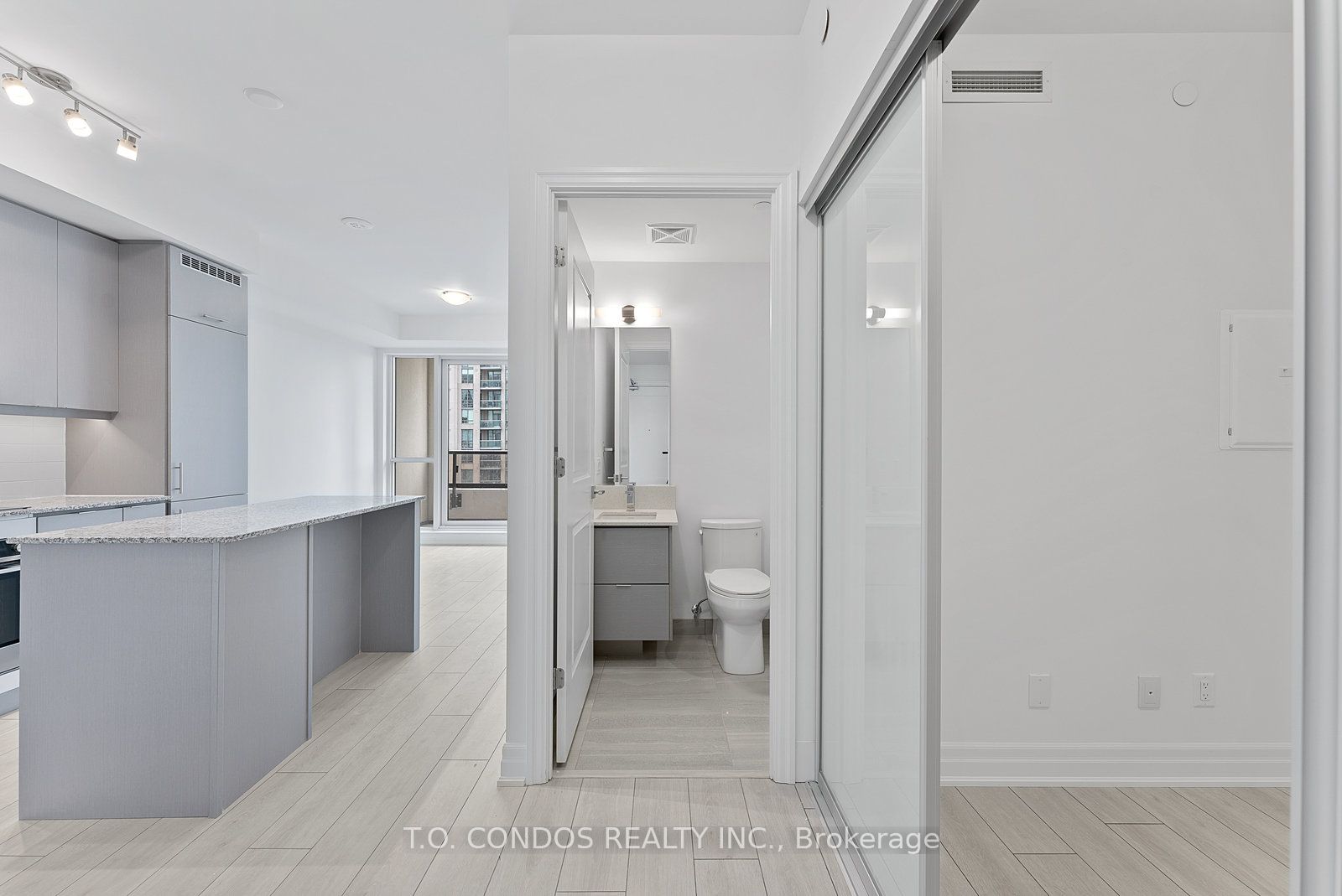 Unit 505 - 30 Elm Drive W, Mississauga 3