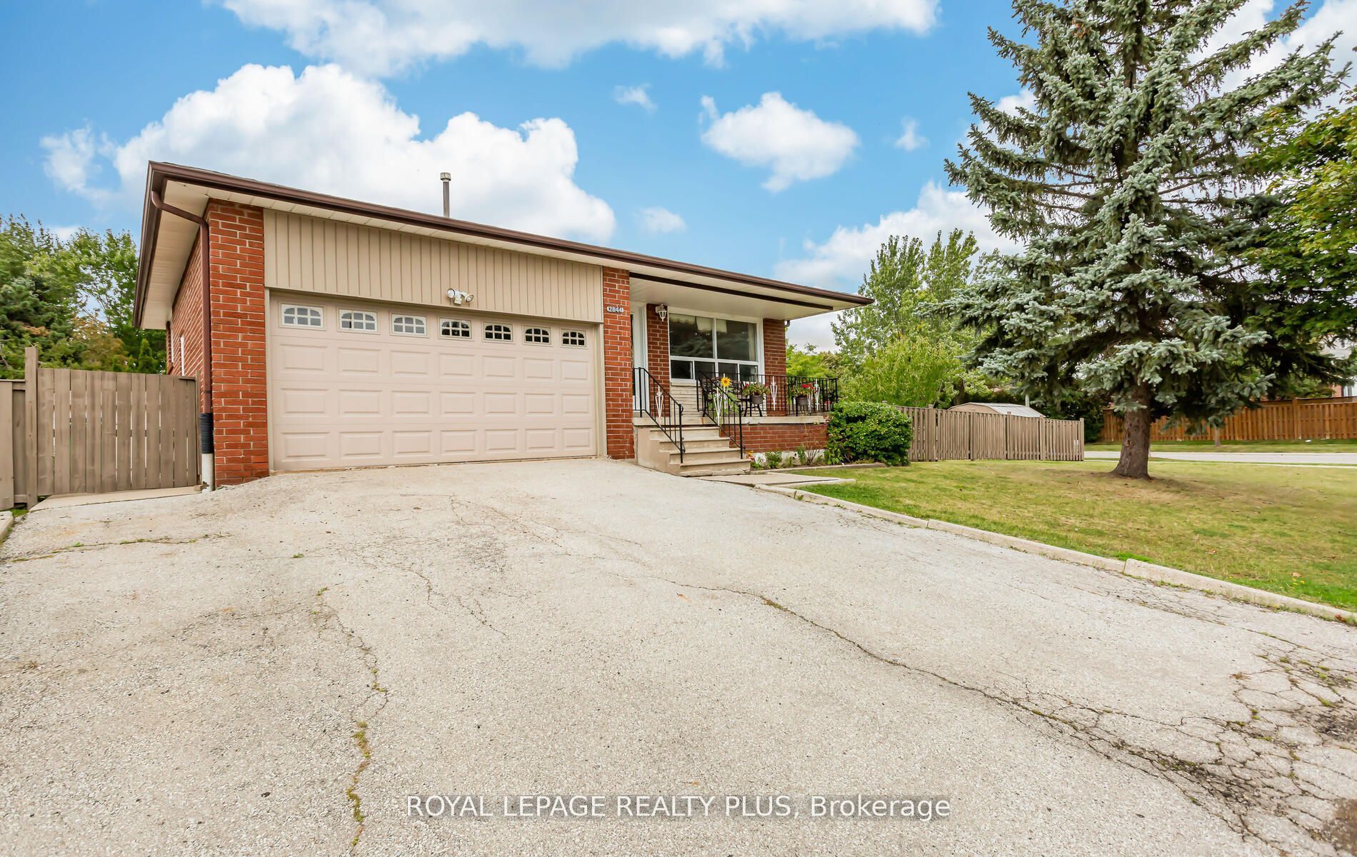 Unit Rear - 2844 Kingsberry Crescent, Mississauga 2