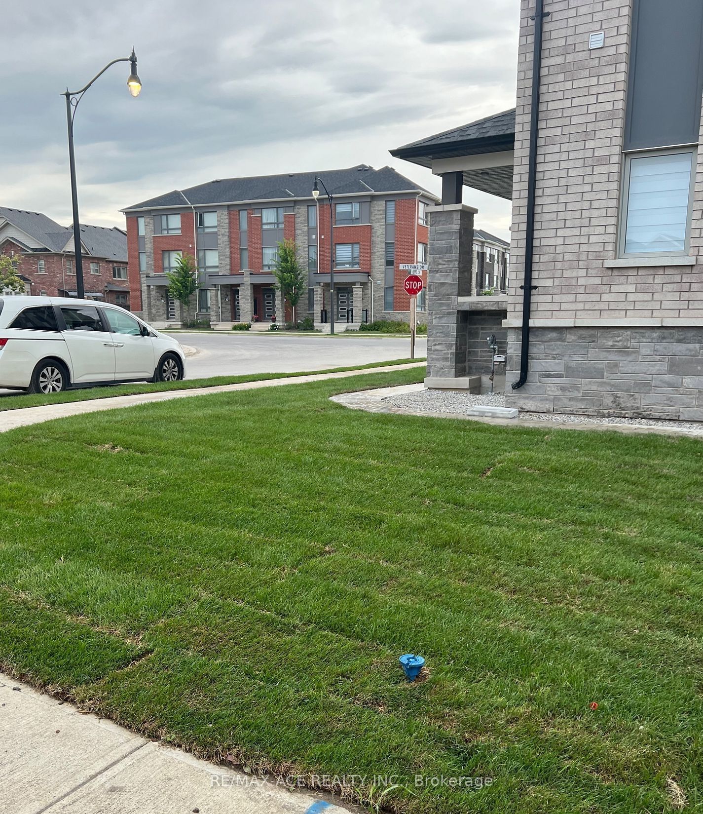 Unit A - 2 Plume Street, Brampton 3