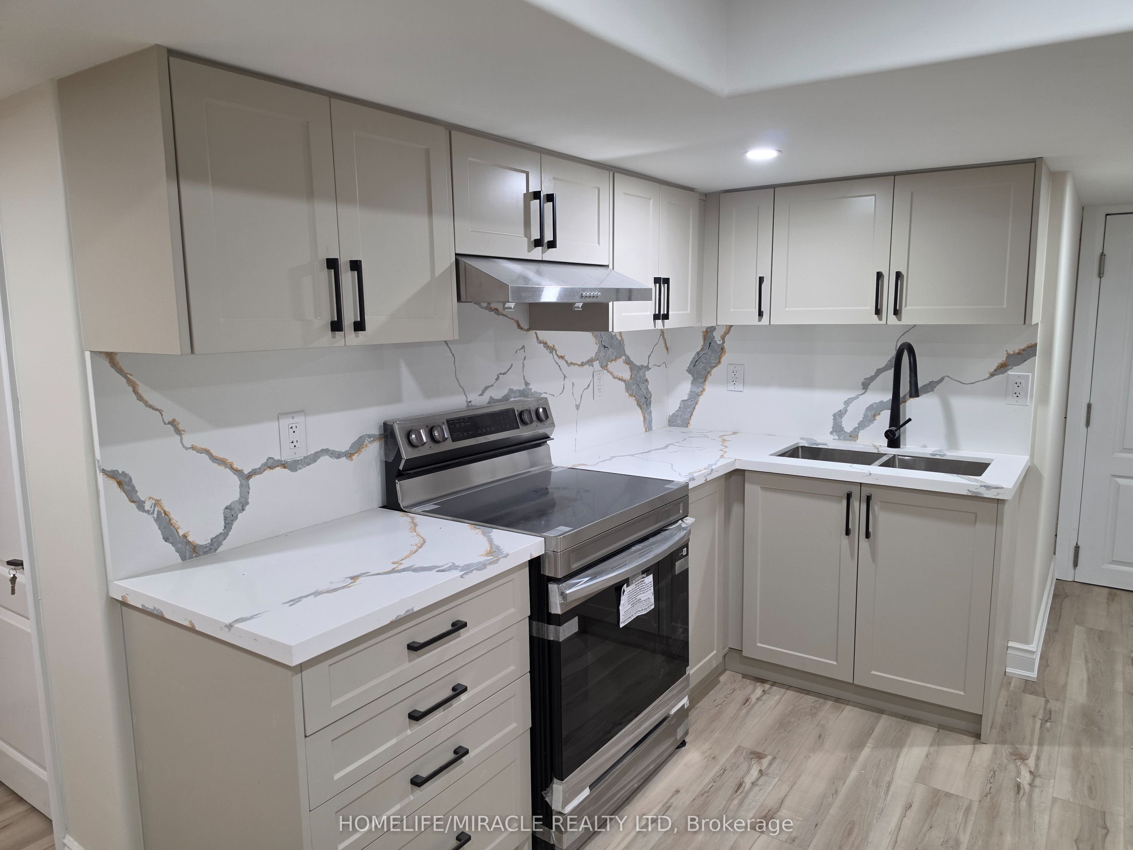 Unit Lower - 15 Elderberry Street, Caledon 2