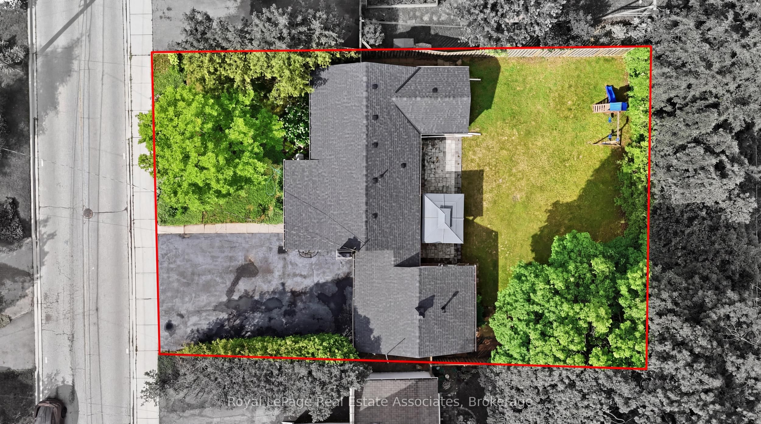 1924 Balsam Avenue, Mississauga 5