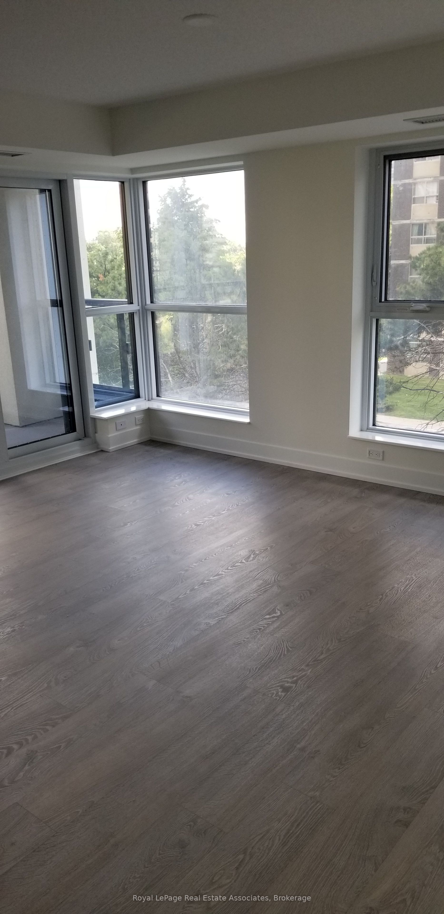 Unit 324 - 9 Mabelle Avenue, Etobicoke 3