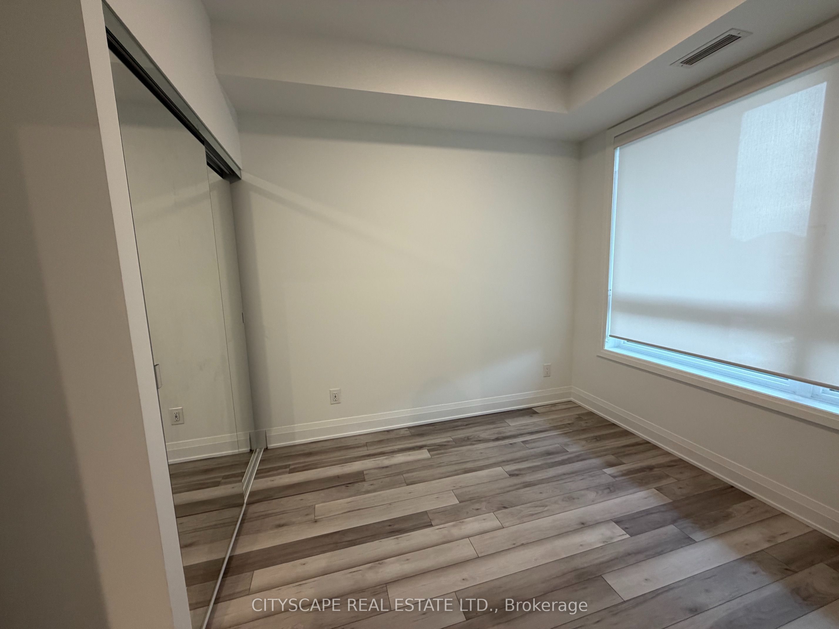 Unit 213 - 3250 Carding Mill Trail, Oakville 3
