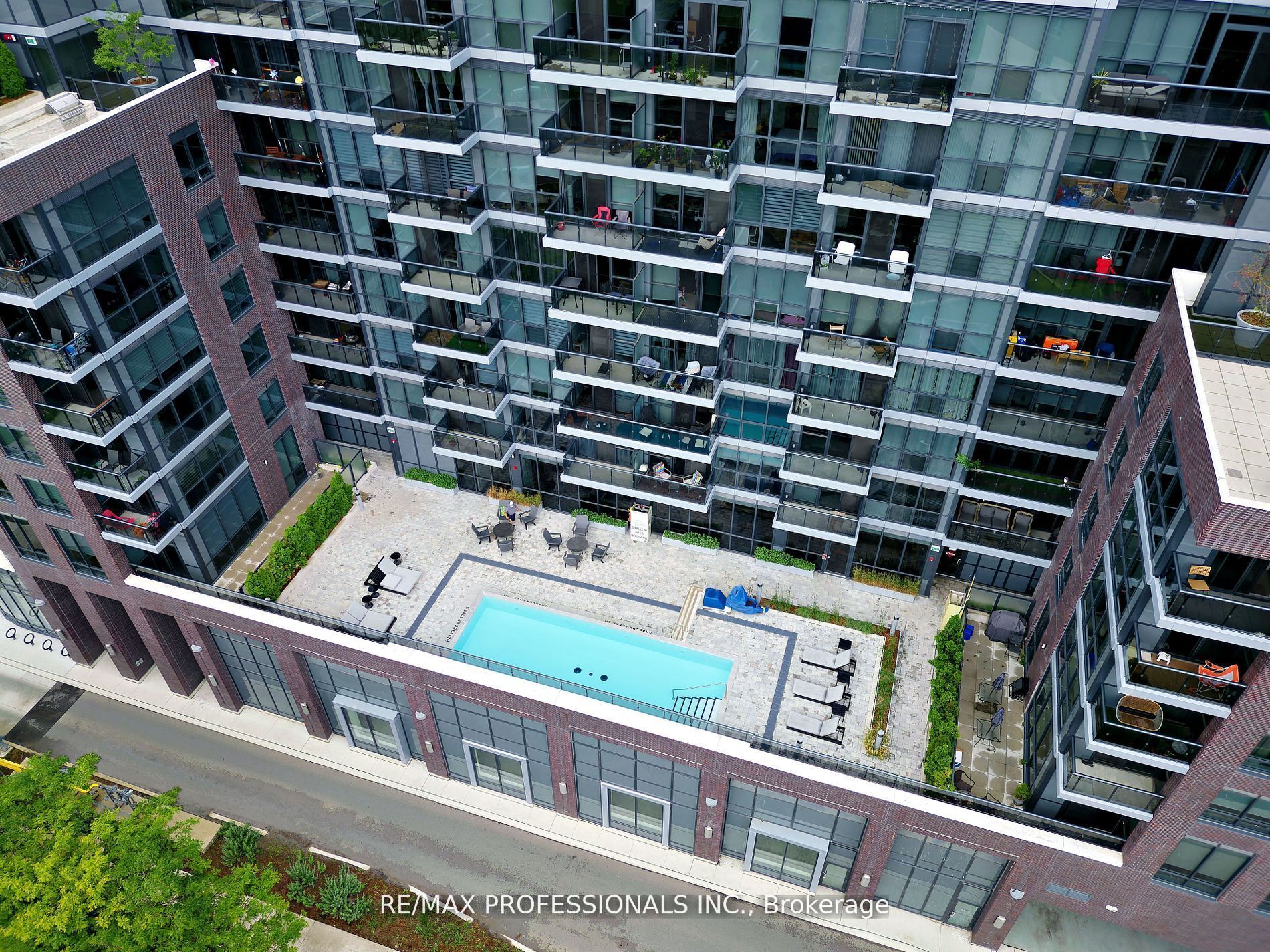 Unit 536 - 26 Gibbs Road, Etobicoke 1
