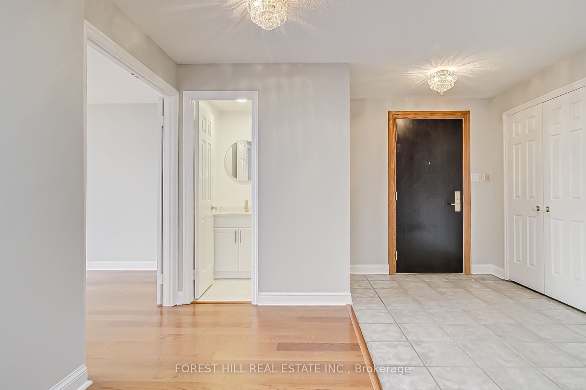 Unit PH7 - 55 Kingsbridge Garden Circle, Mississauga 3