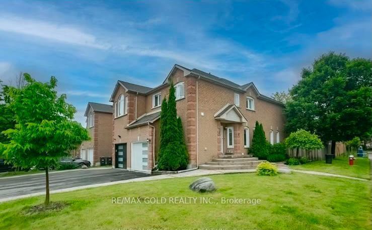 95 Lent Crescent, Brampton 2