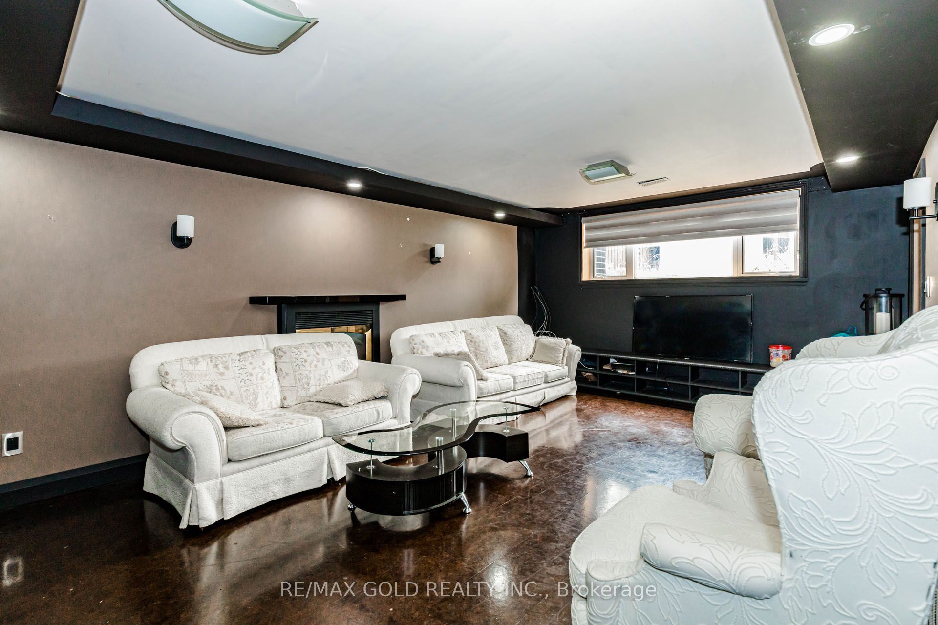 30 Grassmere Crescent, Brampton 4