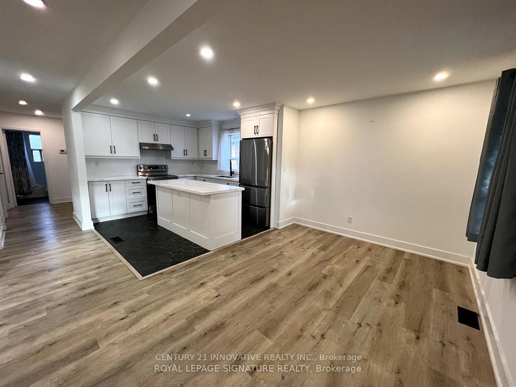 Unit 1 - 127 Treeview Drive, Etobicoke 4