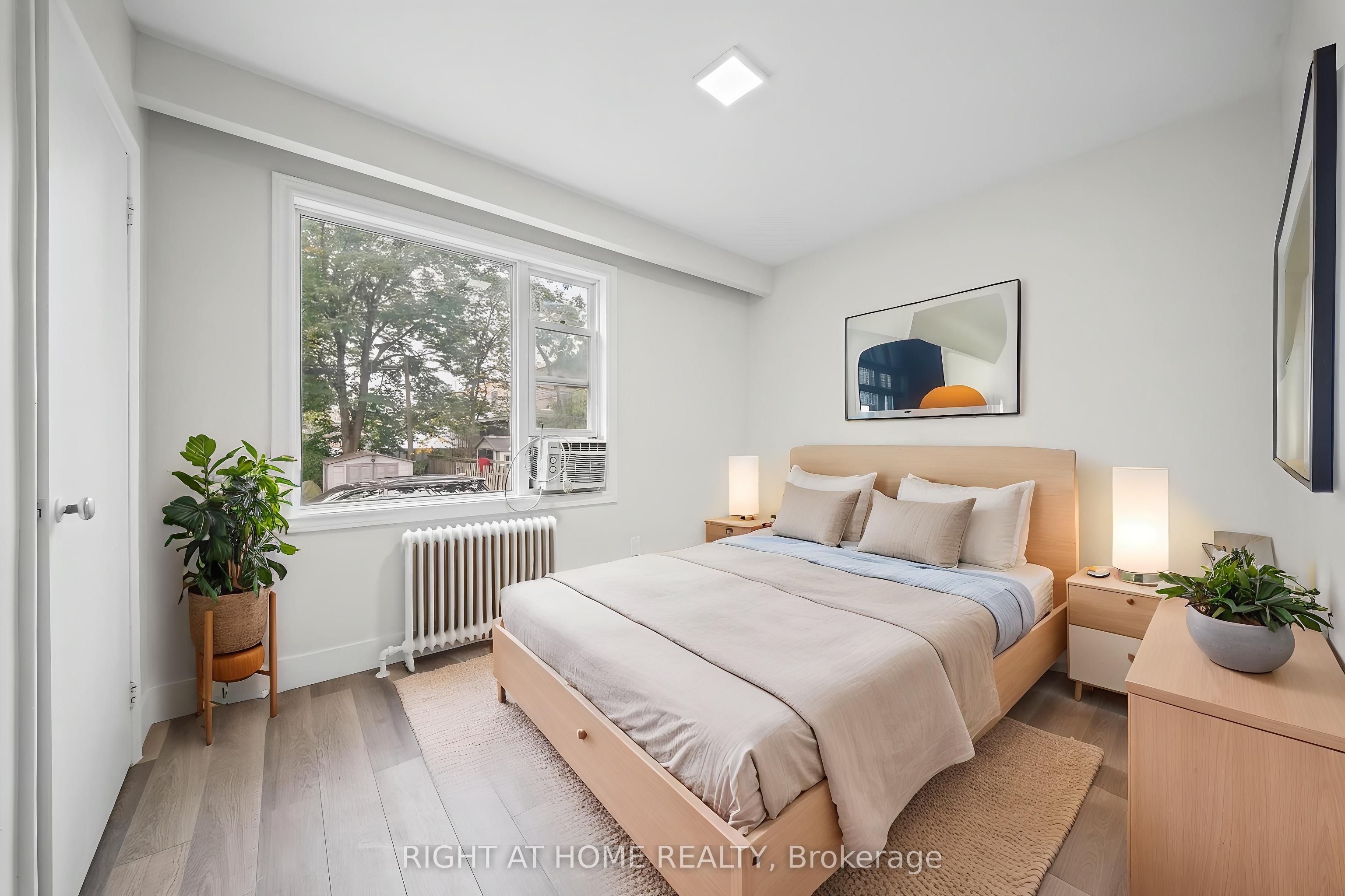 Unit 3 - 32 Vanevery Street, Etobicoke 4