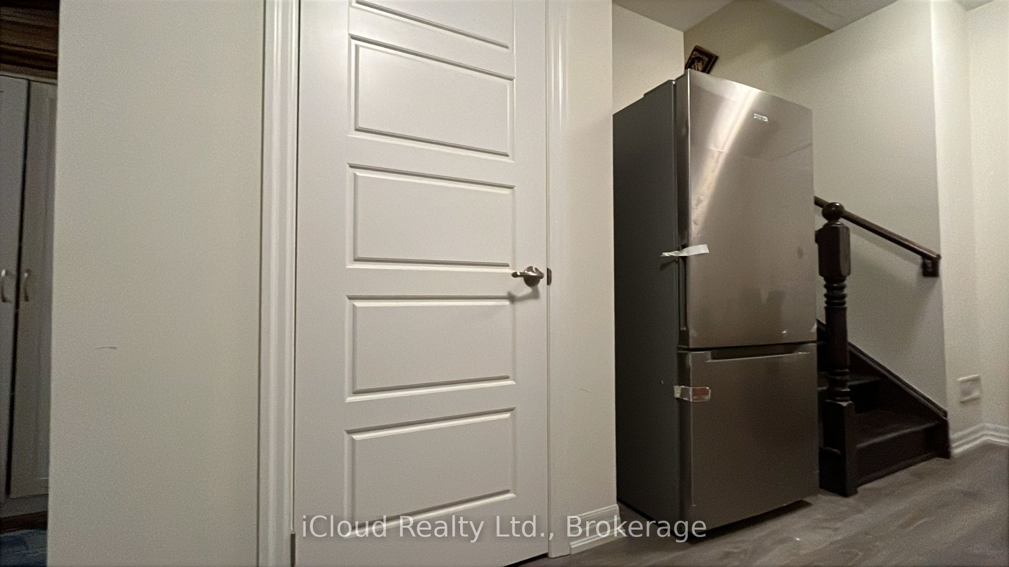 Unit 1 - 141 Marvin Avenue, Oakville 4