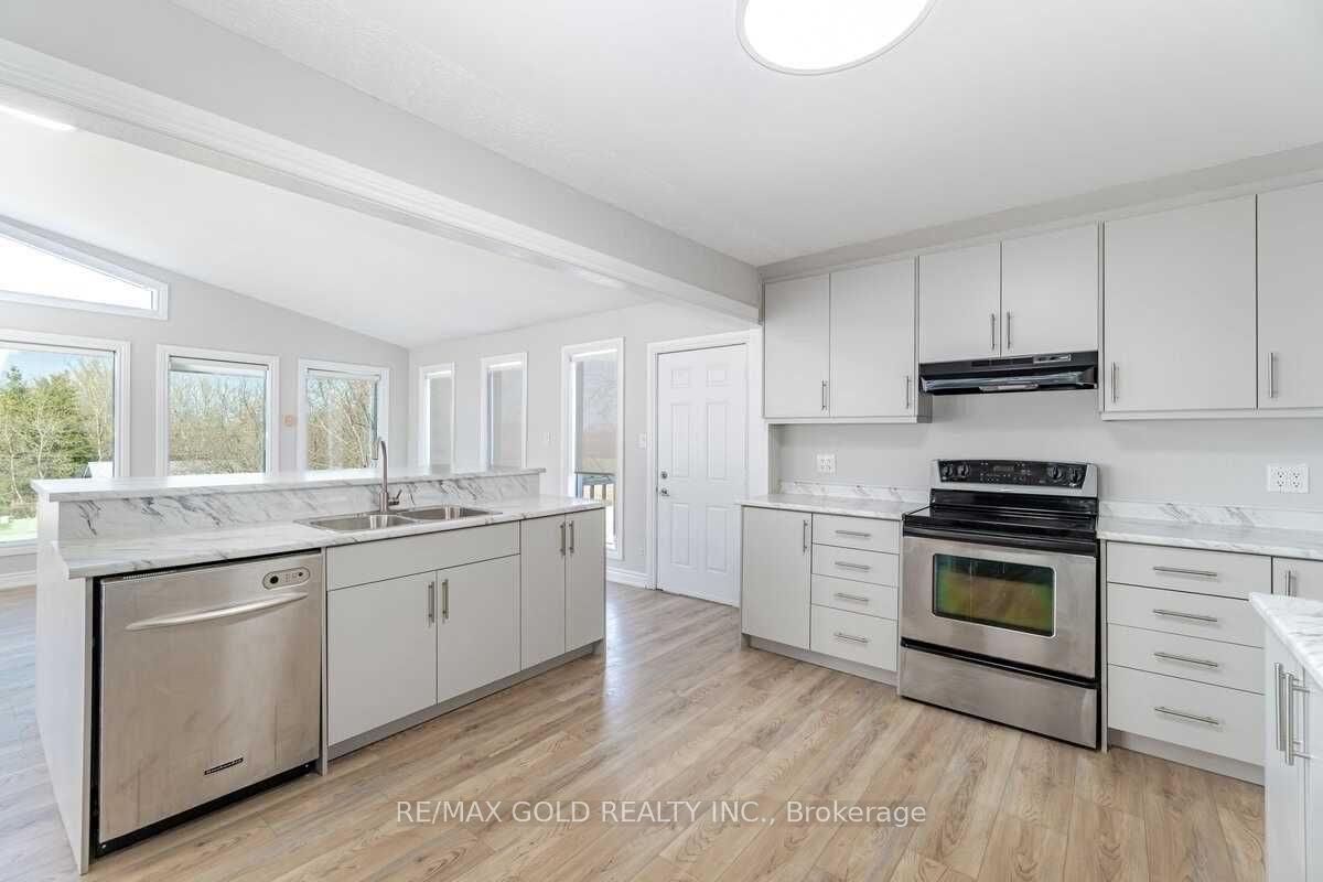 9383 Eighth Line, Halton Hills 2