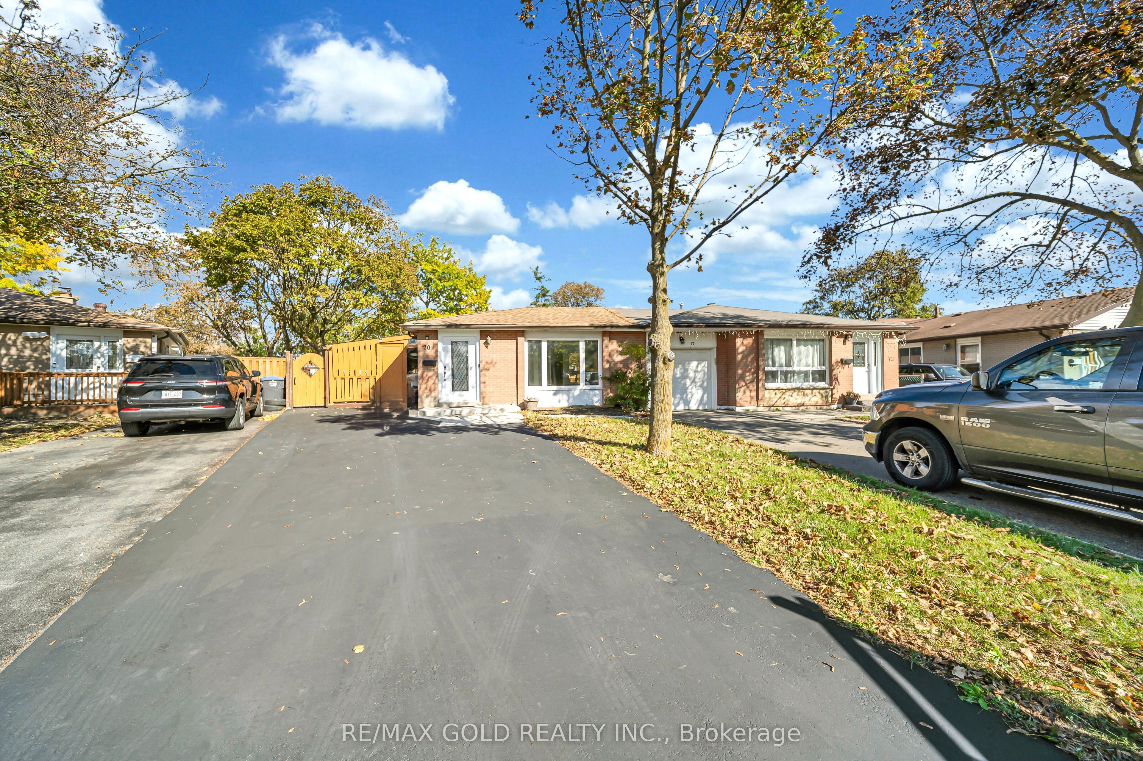 Unit Main - 70 Glenmore Crescent, Brampton 3