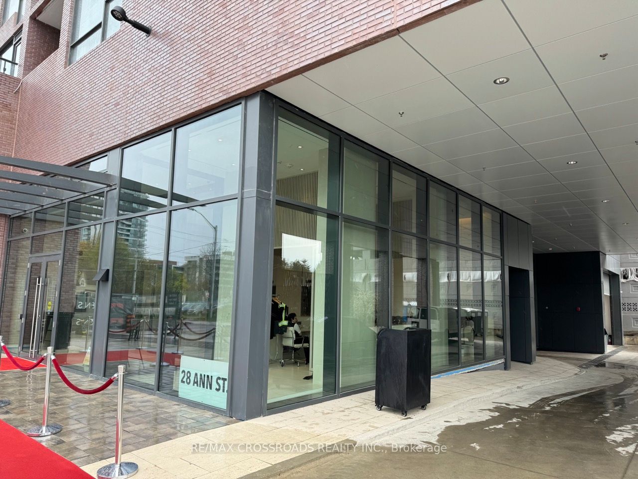 Unit 612 - 28 Ann Street, Mississauga 2