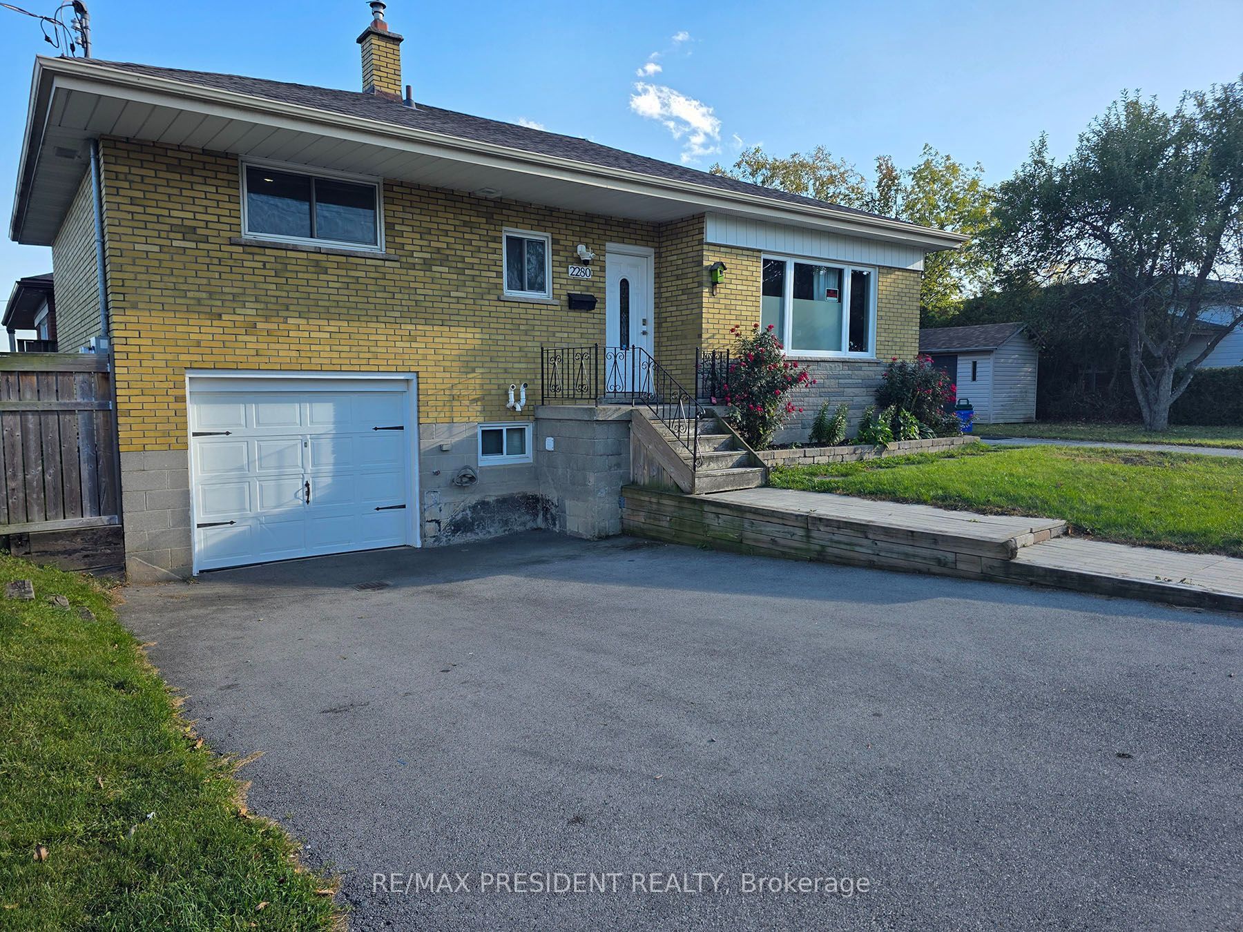 Unit Upper - 2280 Mountainside Drive, Burlington 2