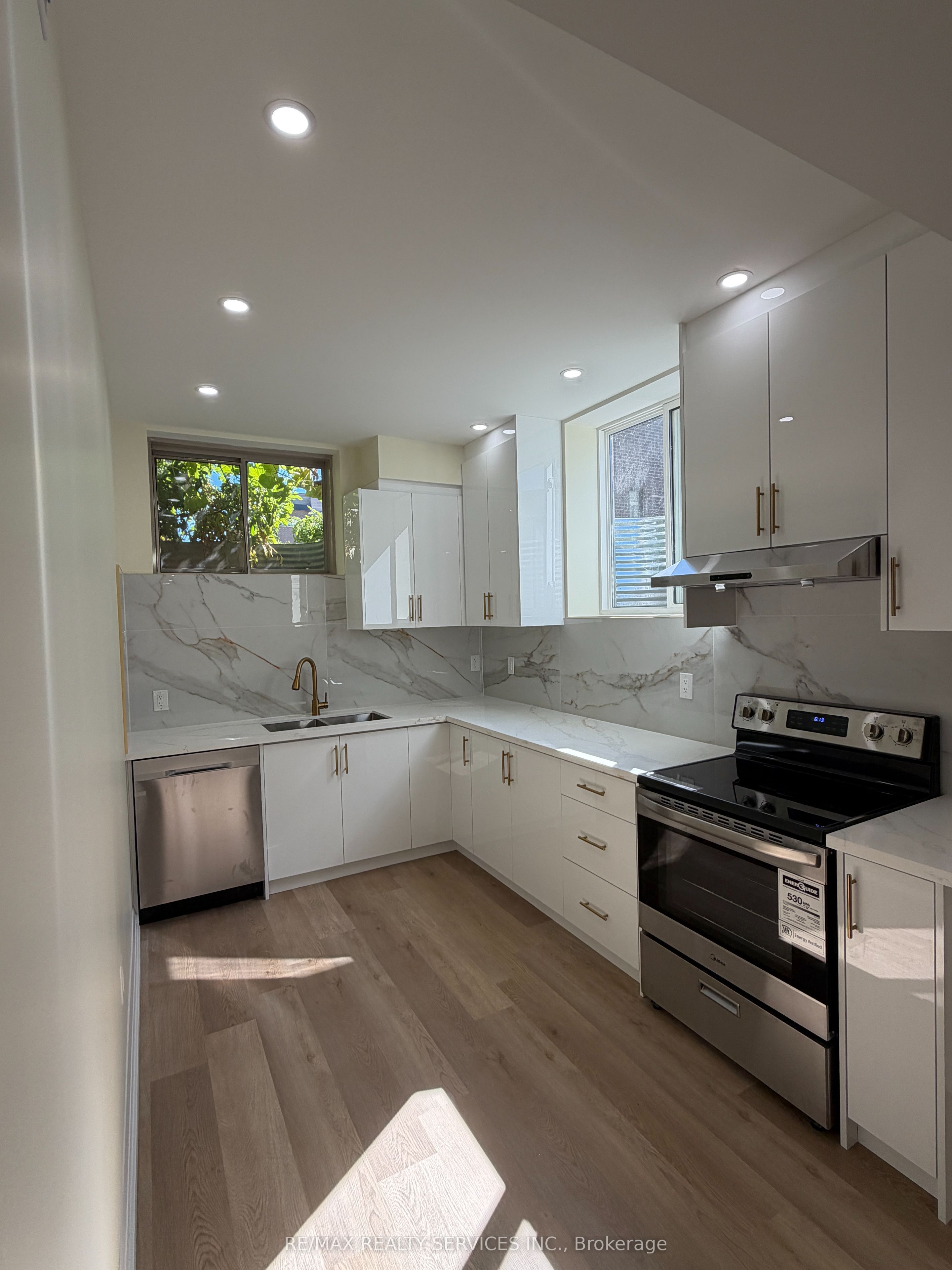 Unit LOWER - 1324 Peony Path, Oakville 3