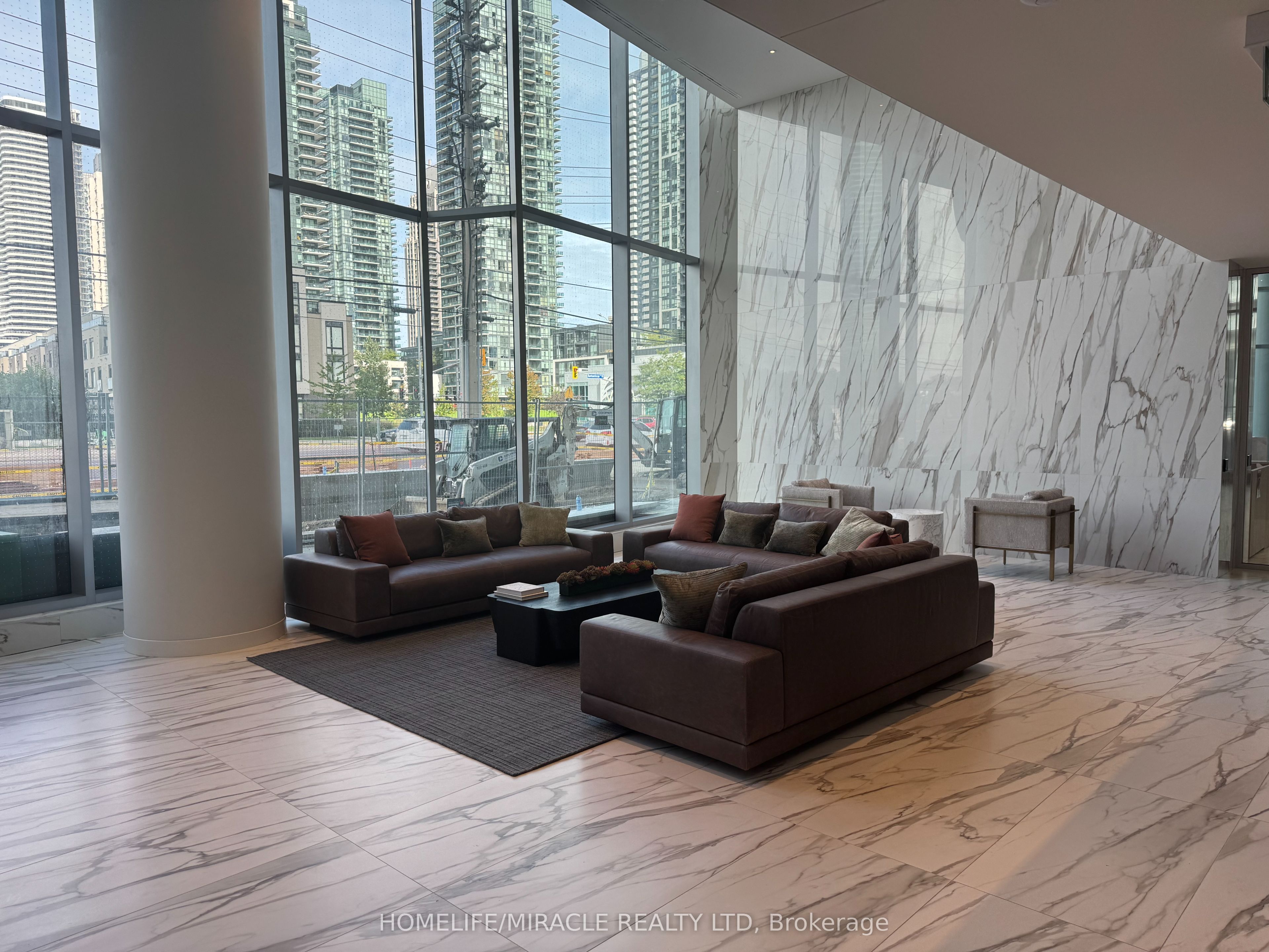 Unit 5805 - 448 Burnhamthorpe Road, Mississauga 3