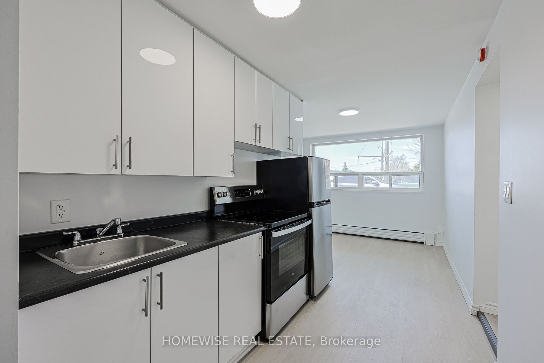 Unit 107 - 2204 Dufferin Street, Toronto 2