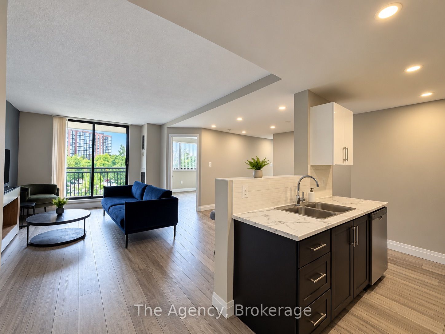 Unit 403 - 2200 Sherobee Road, Mississauga 2