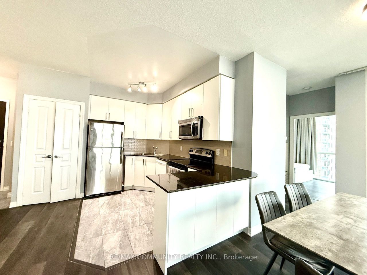 Unit 2707 - 225 Webb Drive, Mississauga 3