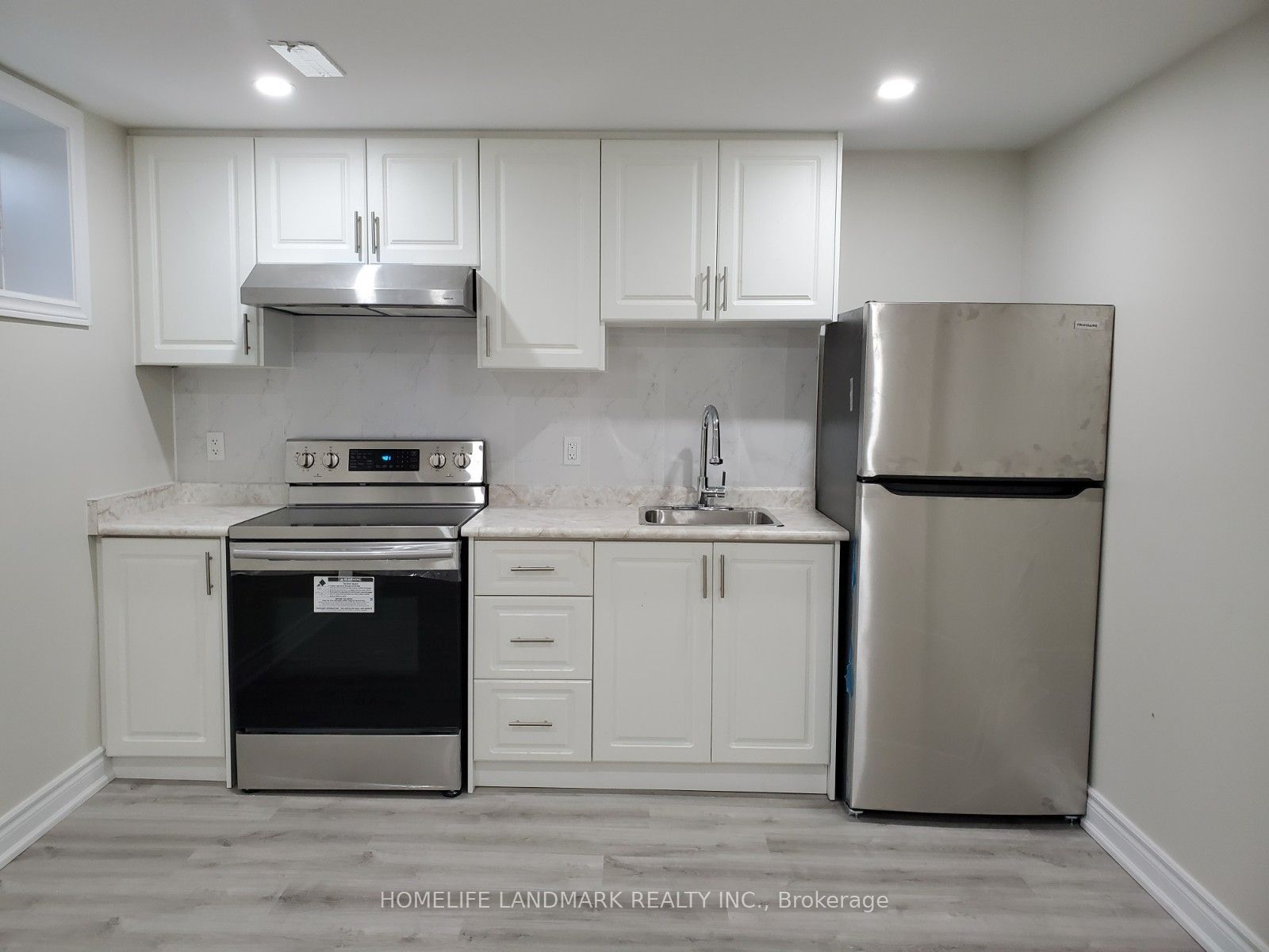 Unit Basement Unit - 523 Dymott Avenue, Milton 2