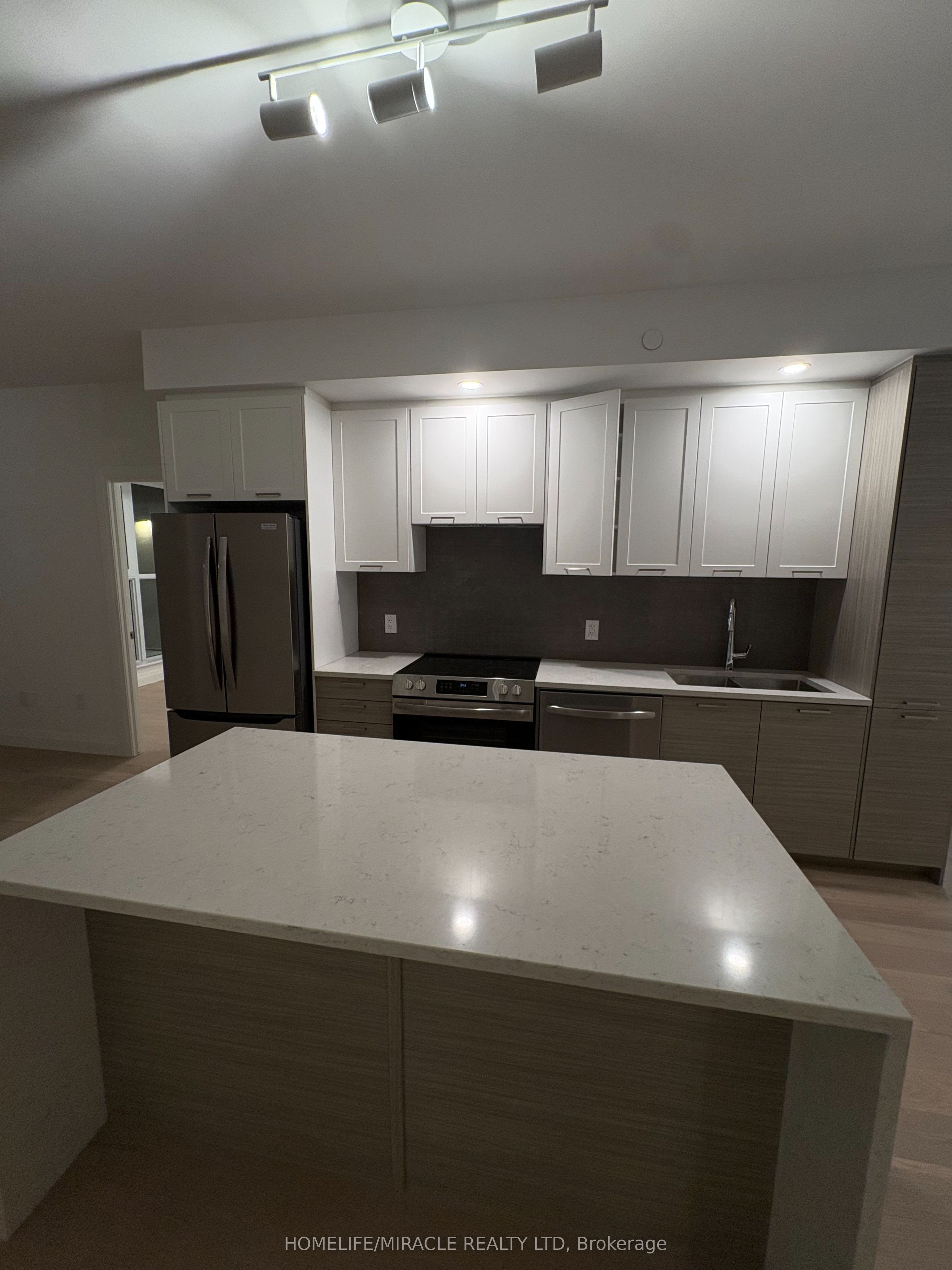 Unit 317 - 26 Mill Street, Halton Hills 2