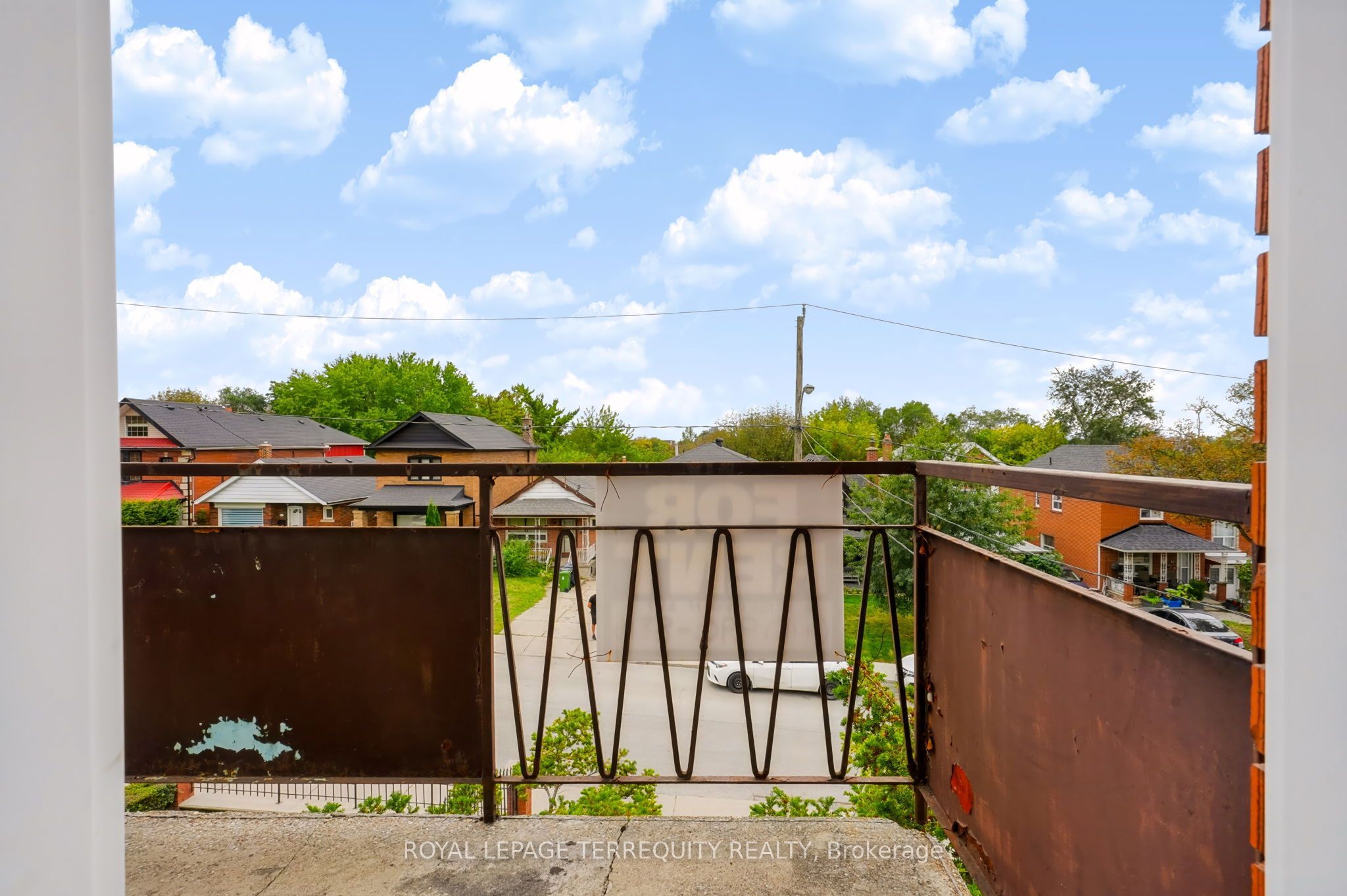 Unit Upper - 32 Dynevor Road, Toronto 4