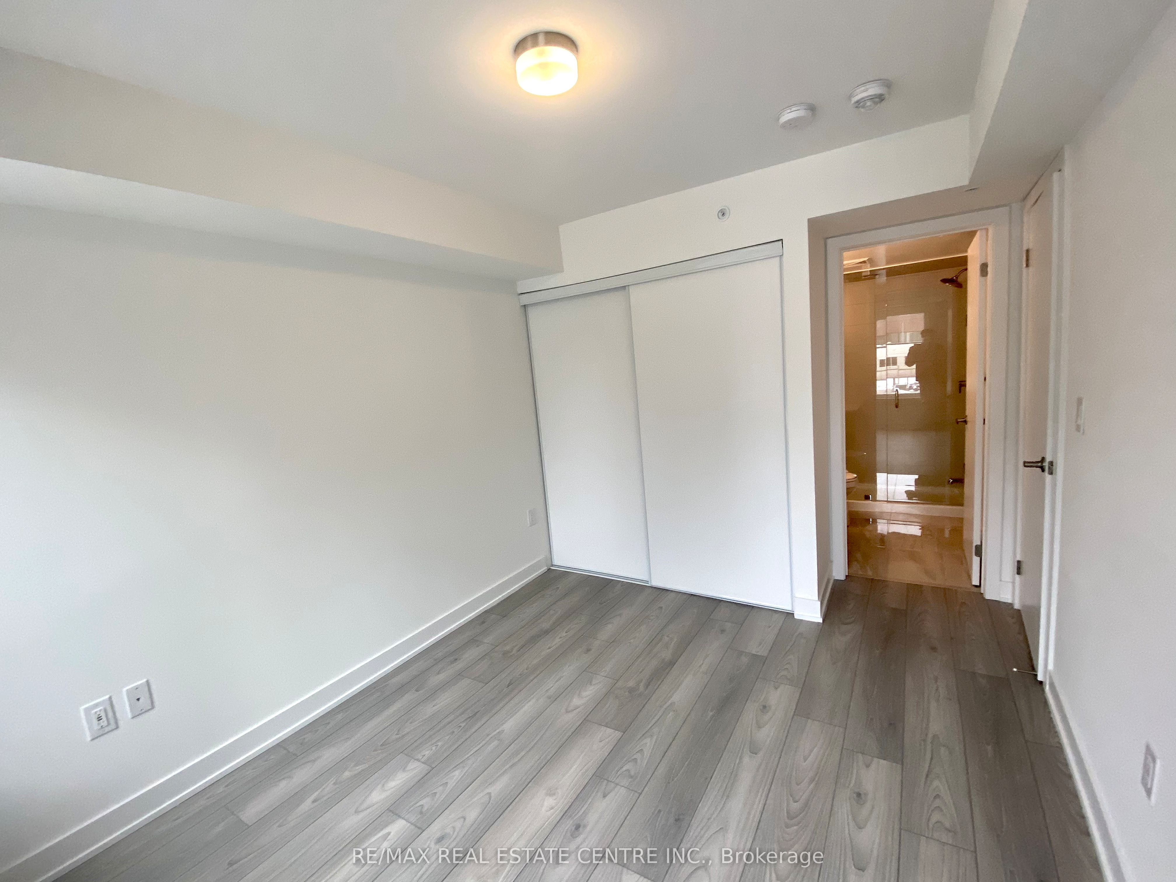Unit 5 - 3483 Widdicombe Way, Mississauga 5