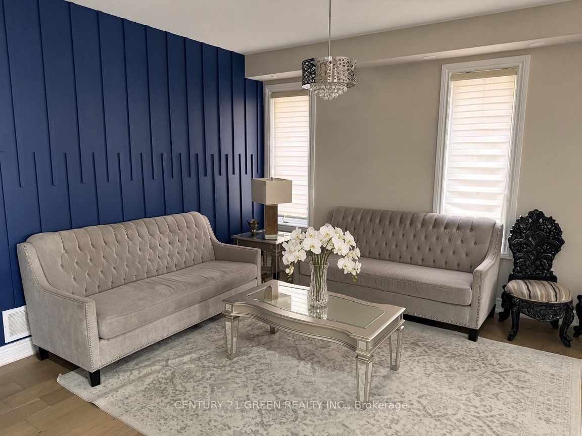 30 Attraction Drive, Brampton 5