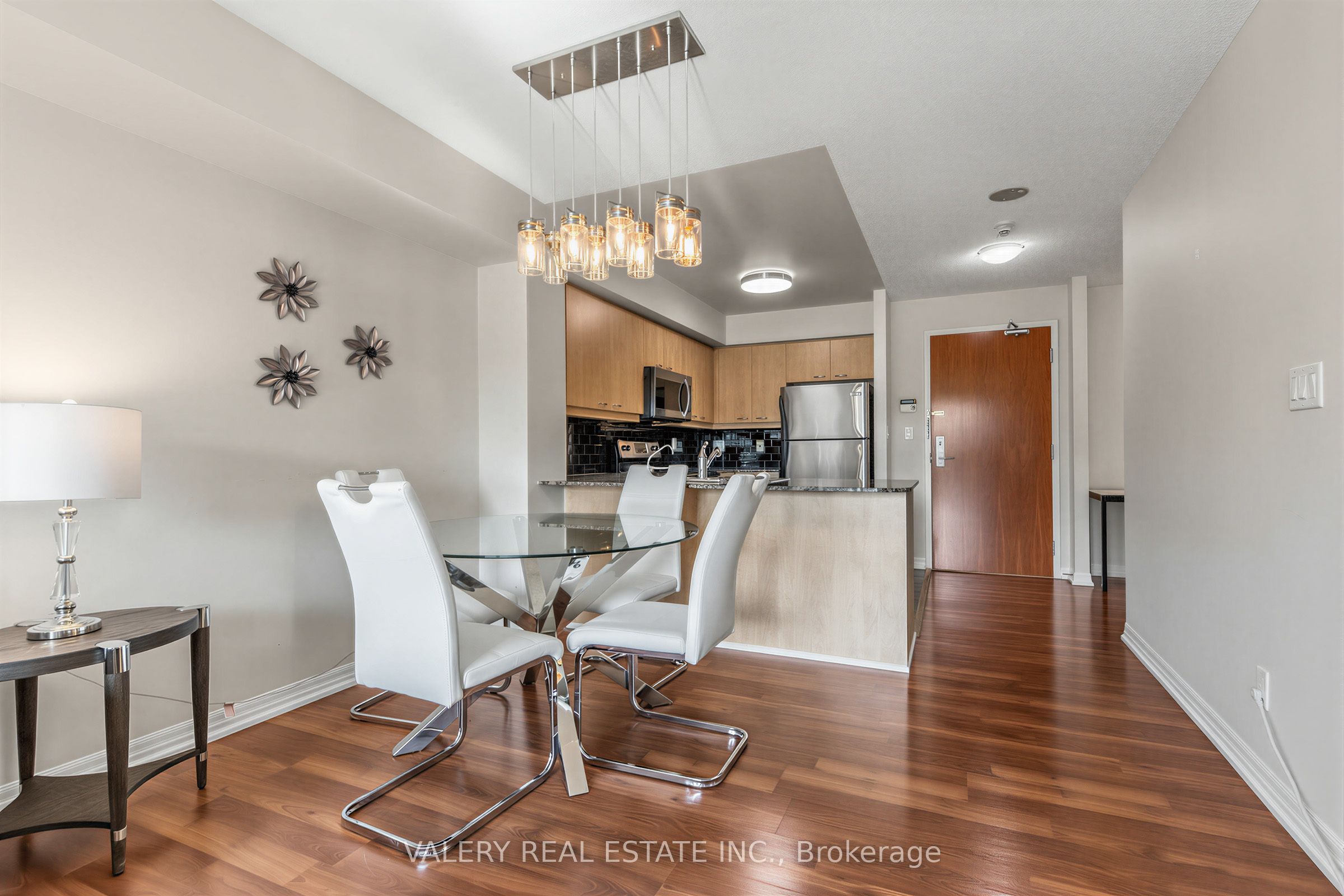 Unit 214 - 1403 Royal York Road, Etobicoke 2