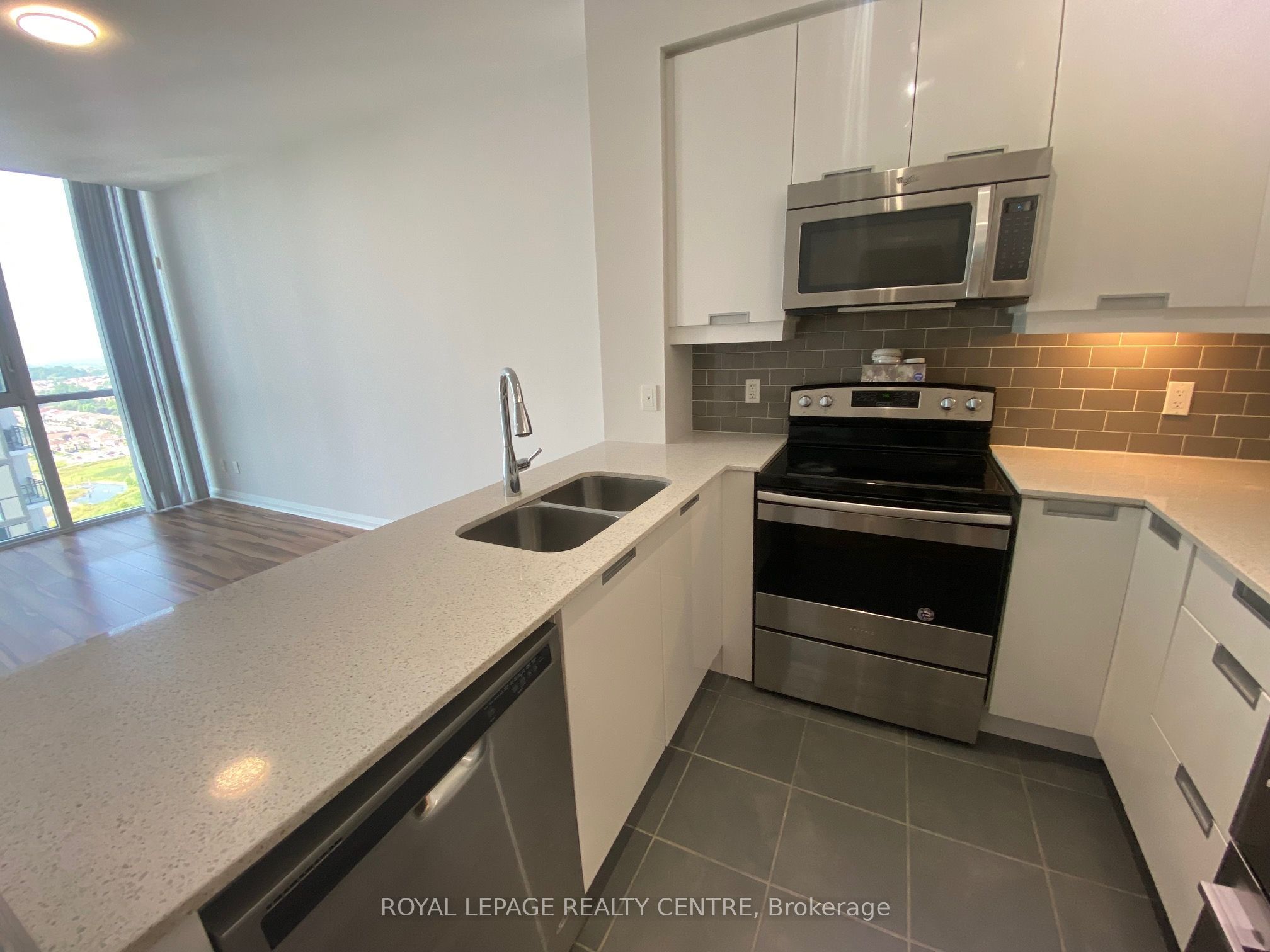 Unit 2108 - 55 Eglinton Avenue W, Mississauga 2