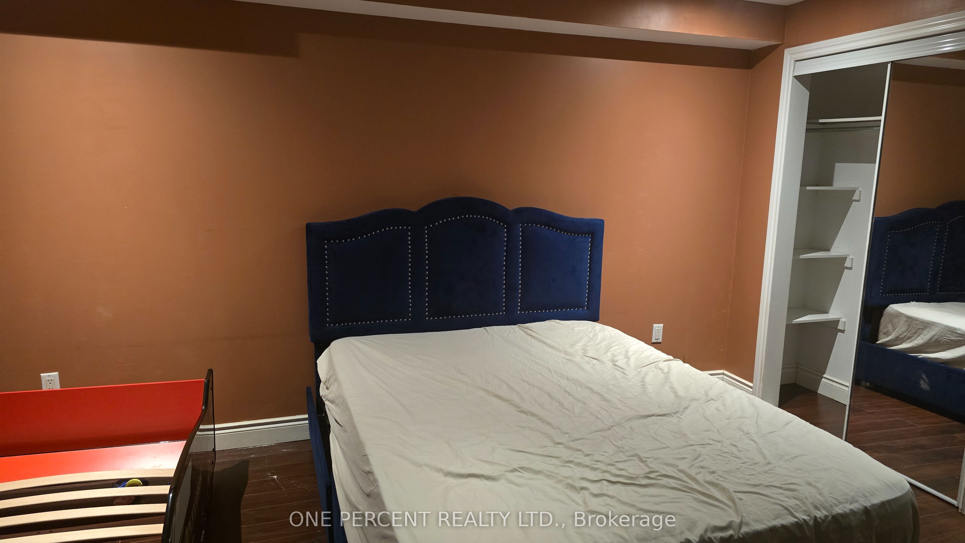 (Address not available), Mississauga 4