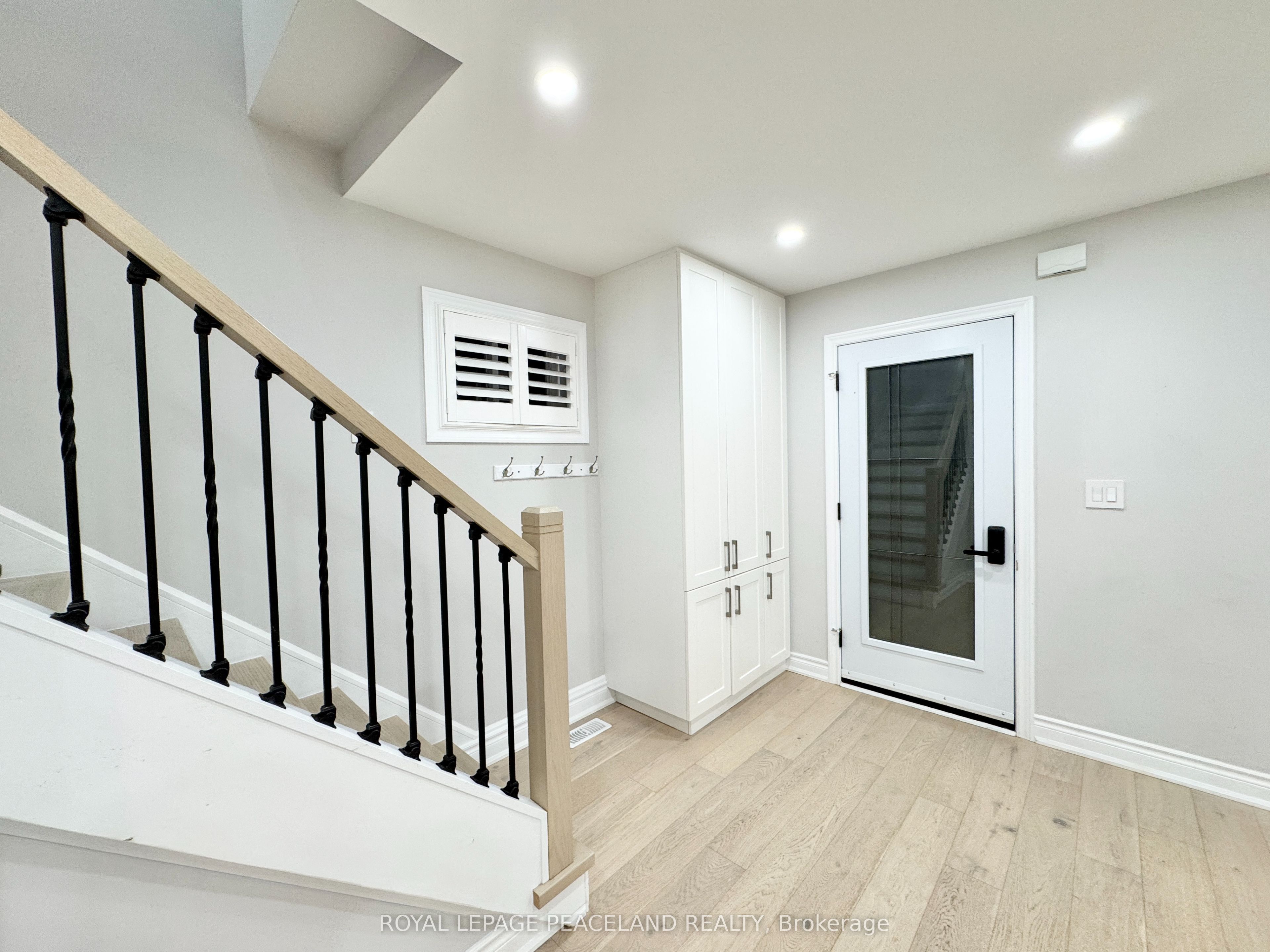 47 Chamberlain Avenue, Toronto 3