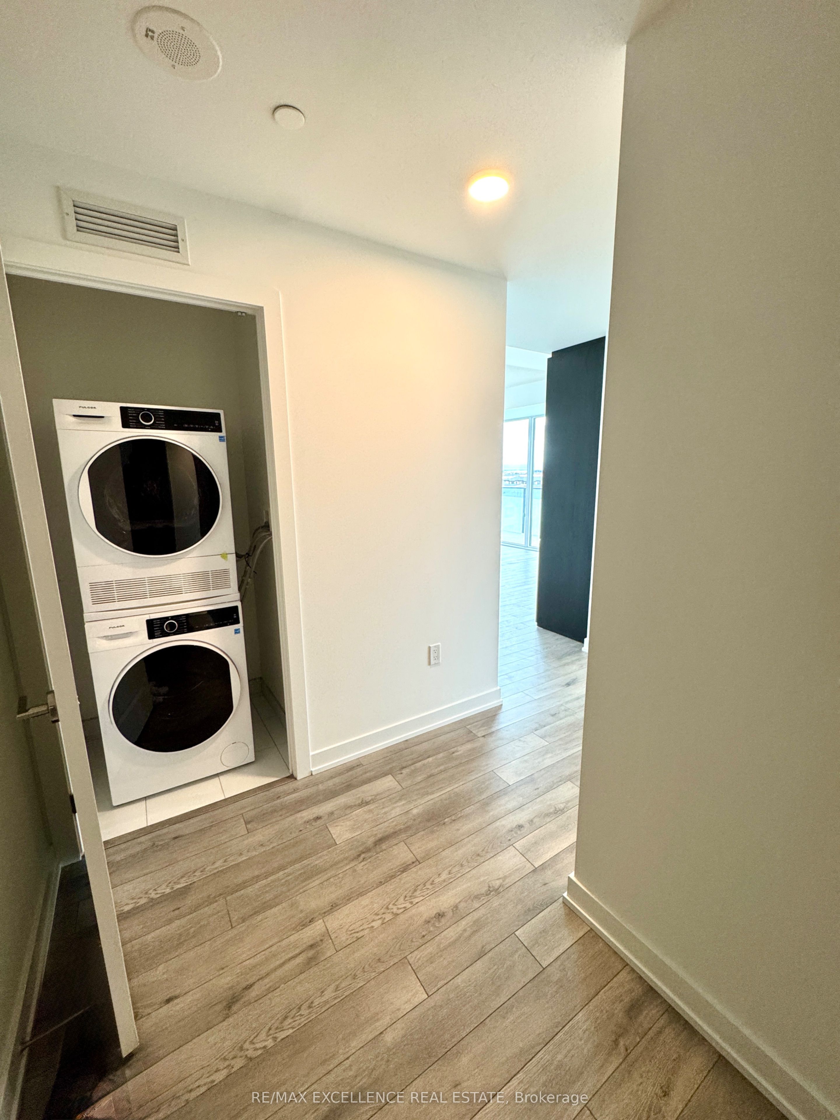 Unit 419 - 15 Skyridge Drive, Brampton 3