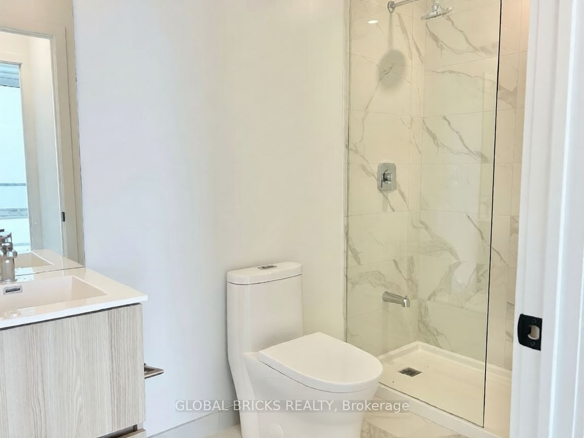 Unit 1310 - 220 Missinnihe Way, Mississauga 5