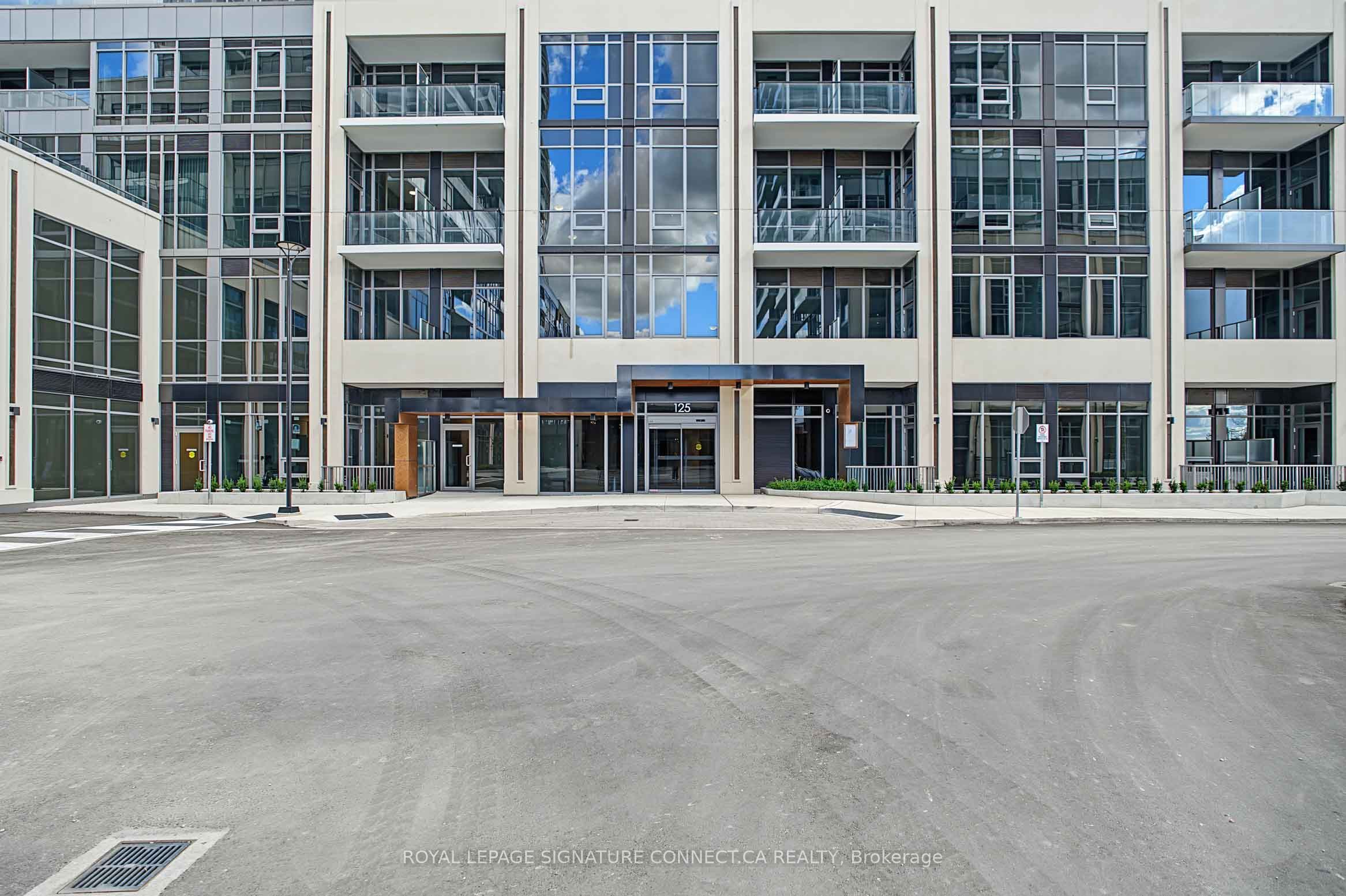 Unit 1007 - 125 Nipissing Road, Milton 2