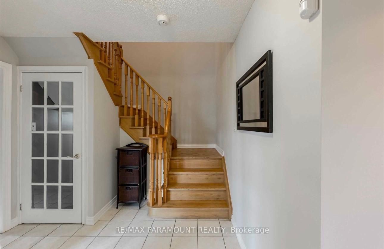 26 Ural Circle, Brampton 3