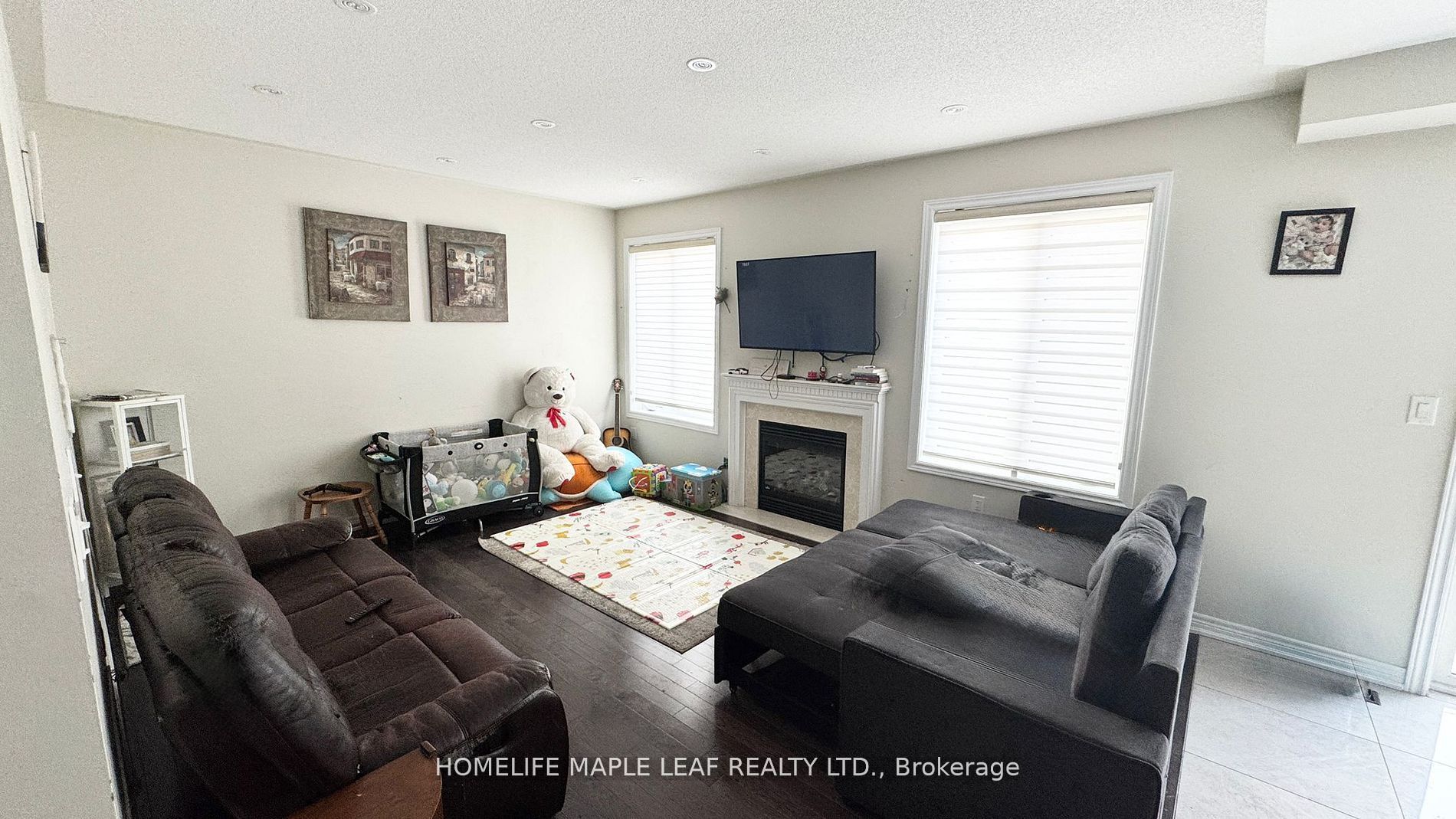 8 Ricardo Road, Brampton 2