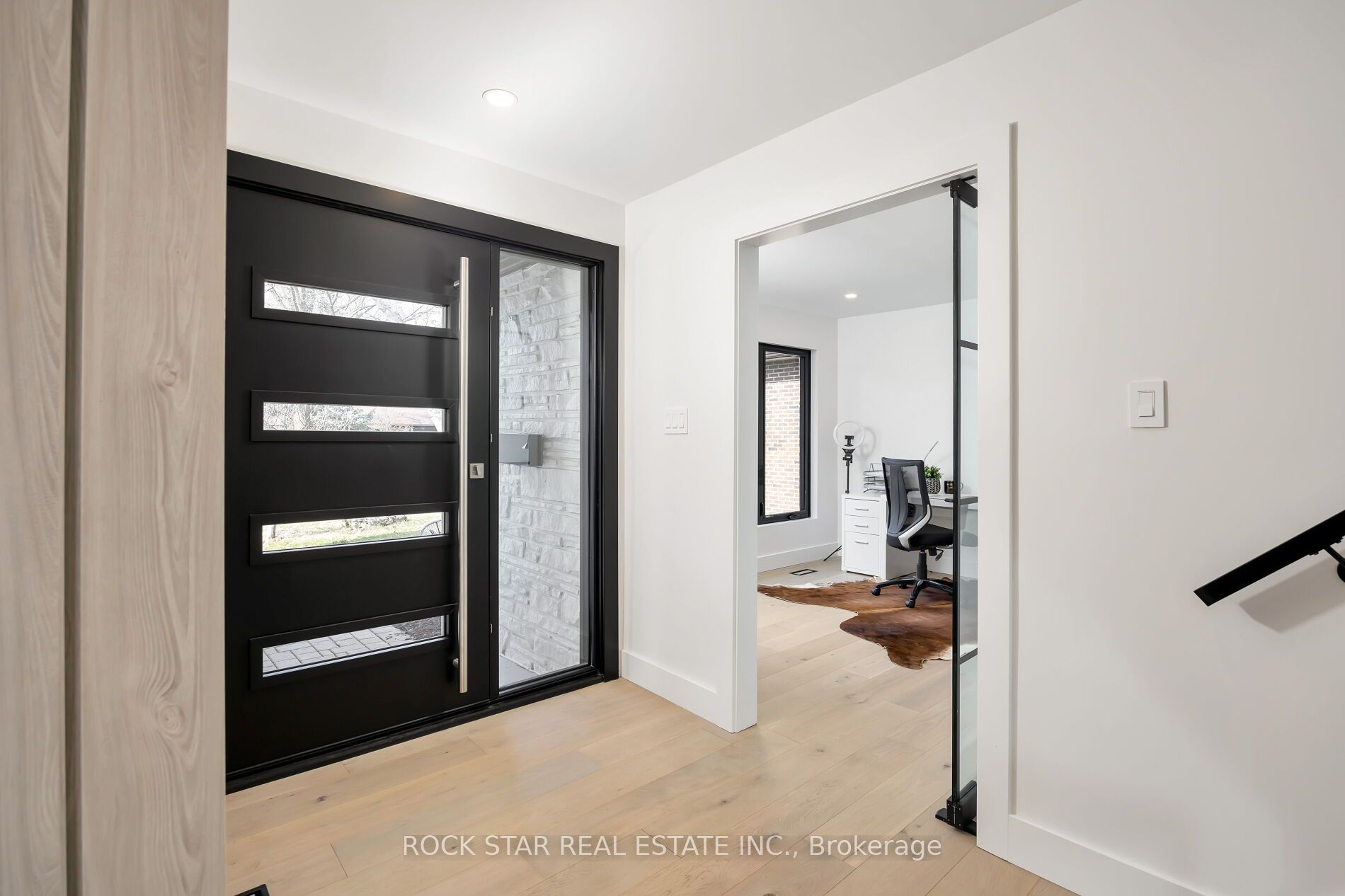 1722 Wedmore Way, Mississauga, Ontario L5J2J9 Sold History HouseSigma