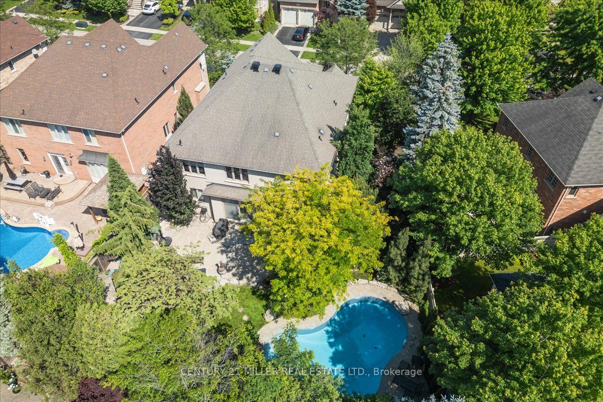 1517 Craigleith Rd, Oakville, Ontario L6H7W3 Listing History HouseSigma