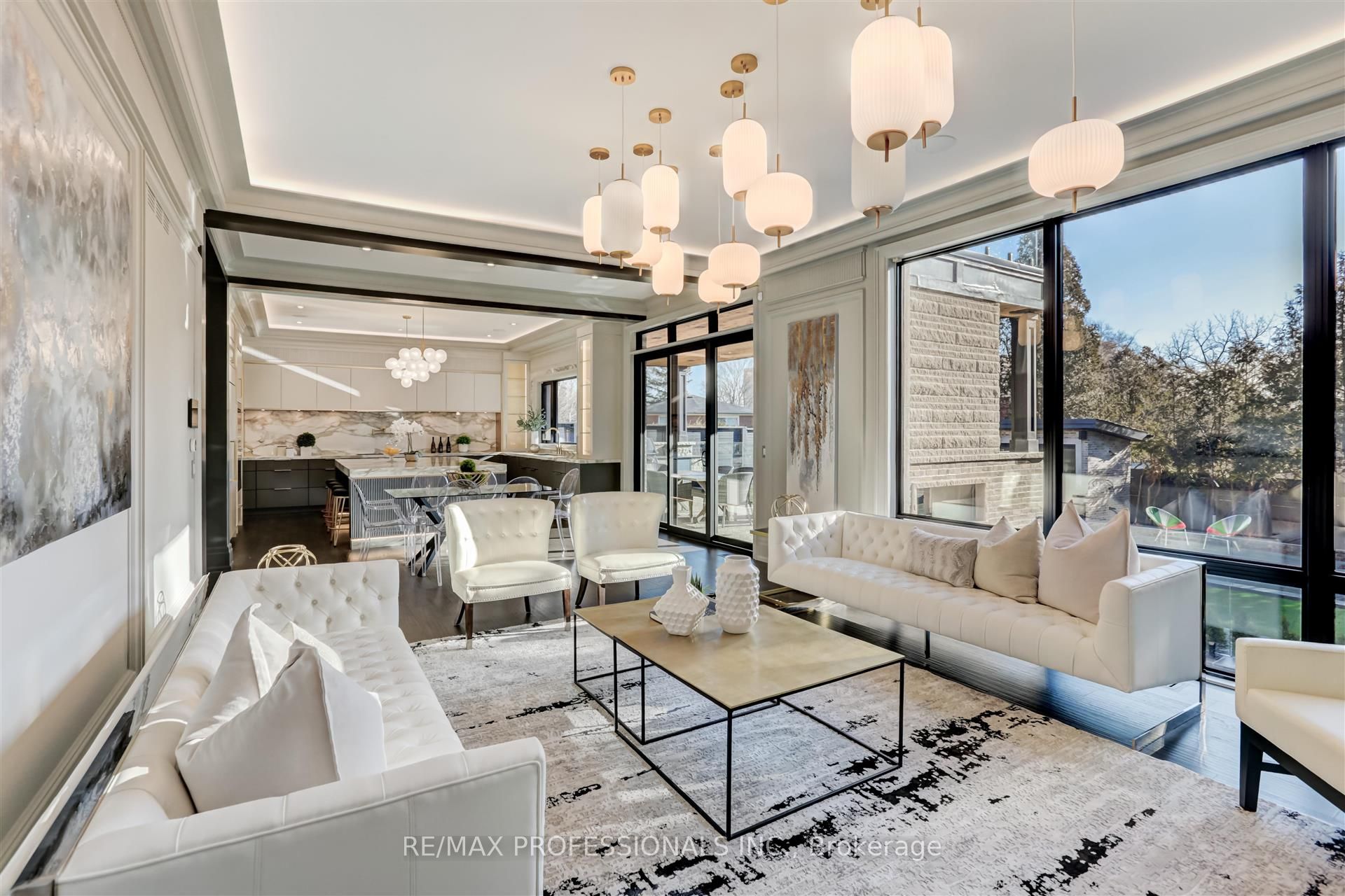 203 Edenbridge Dr, Etobicoke, Ontario M9A3G7 For Sale HouseSigma