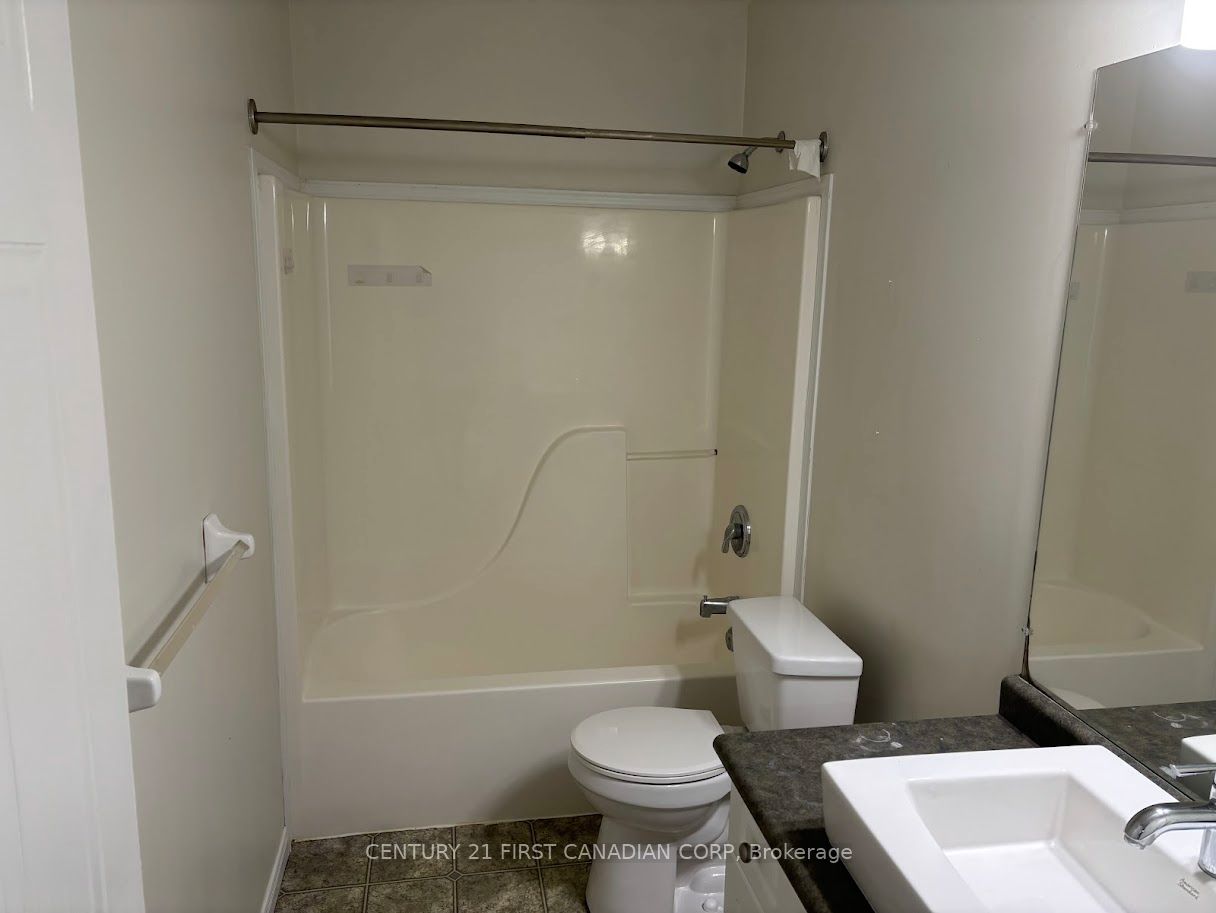 Unit Lower level - 86 Loggers Grove, London 4