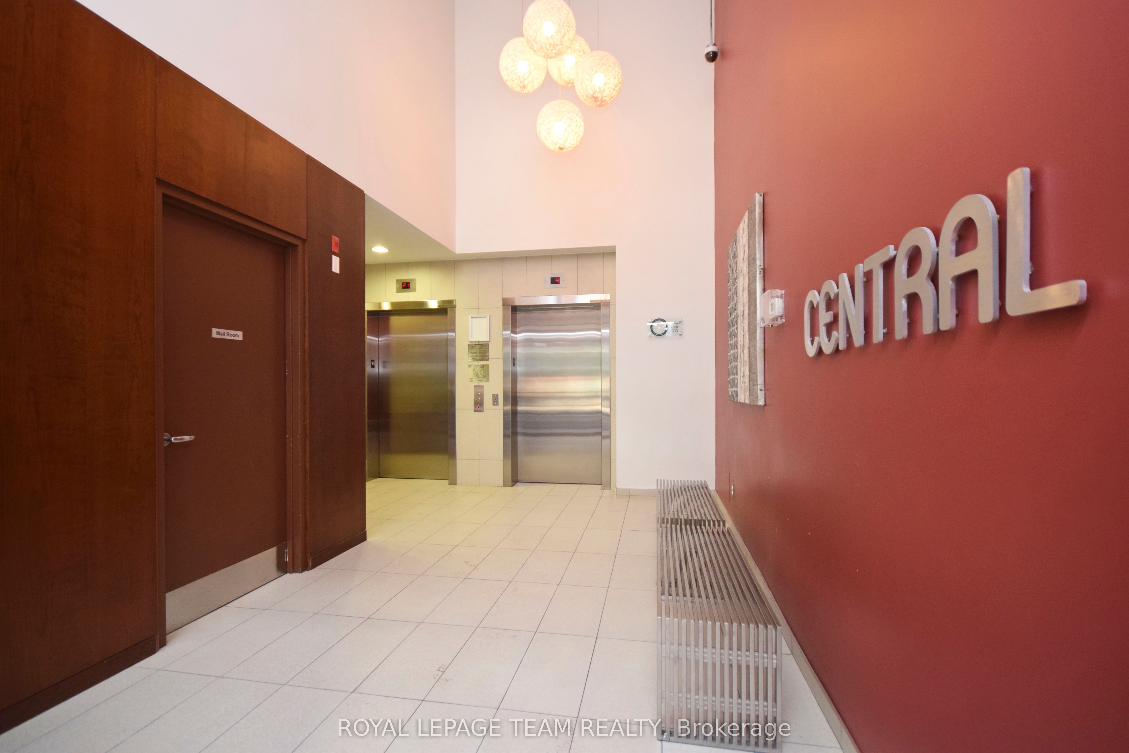 Unit 726 - 349 Mcleod Street, Ottawa 4