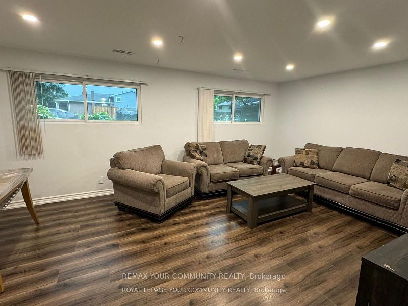 3237 Corry Crescent, Niagara Falls 2