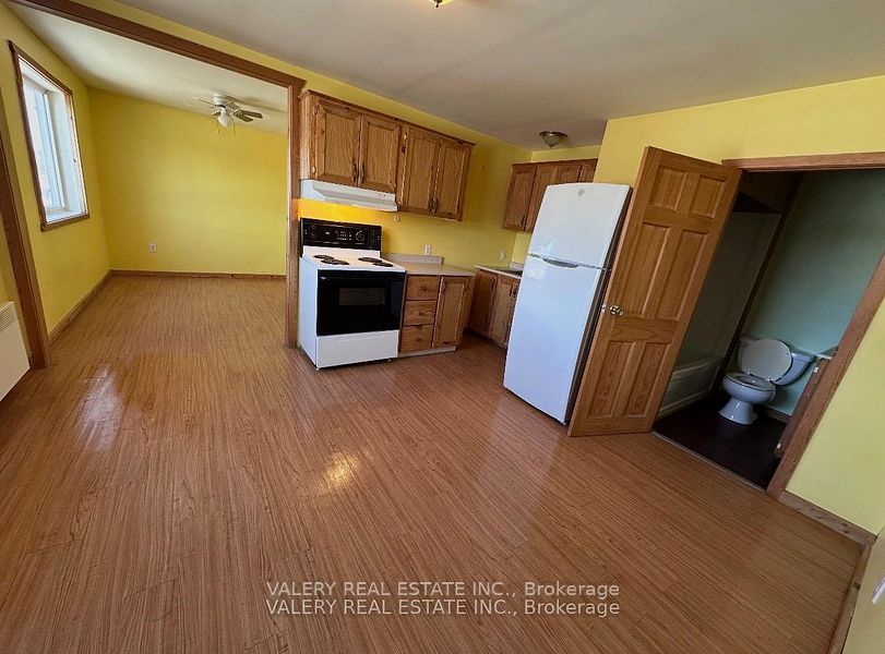 Unit 6 - 12 St David Street N, French River 4