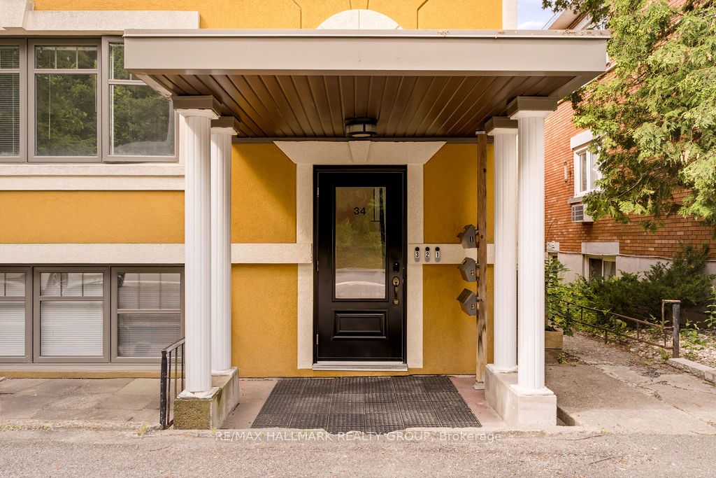 Unit 1 - 34 Lavergne Street, Ottawa 2