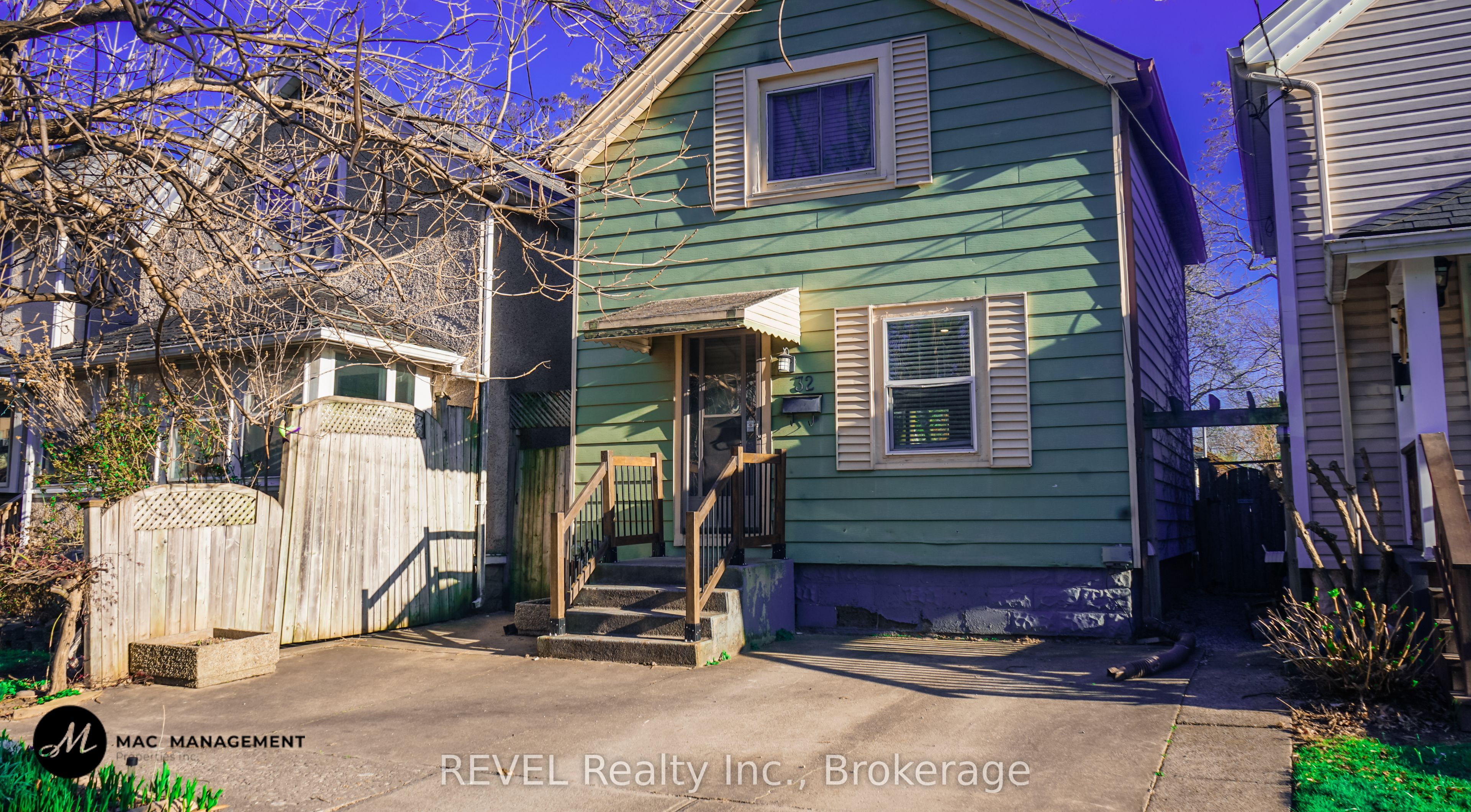 32 Edmund Street, St. Catharines 2
