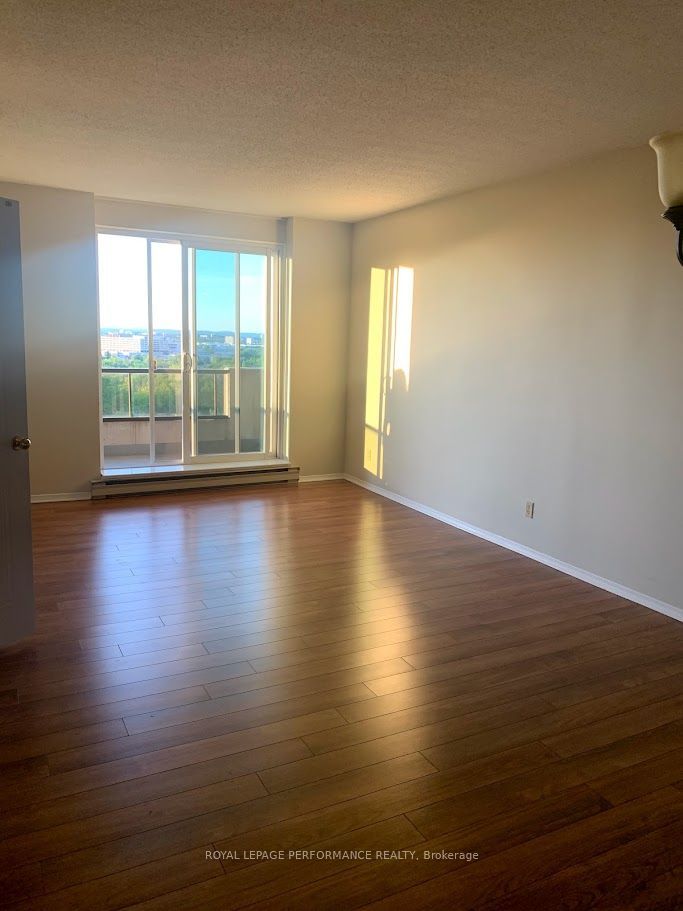 Unit 1602 - 1705 Playfair Drive, Ottawa 4