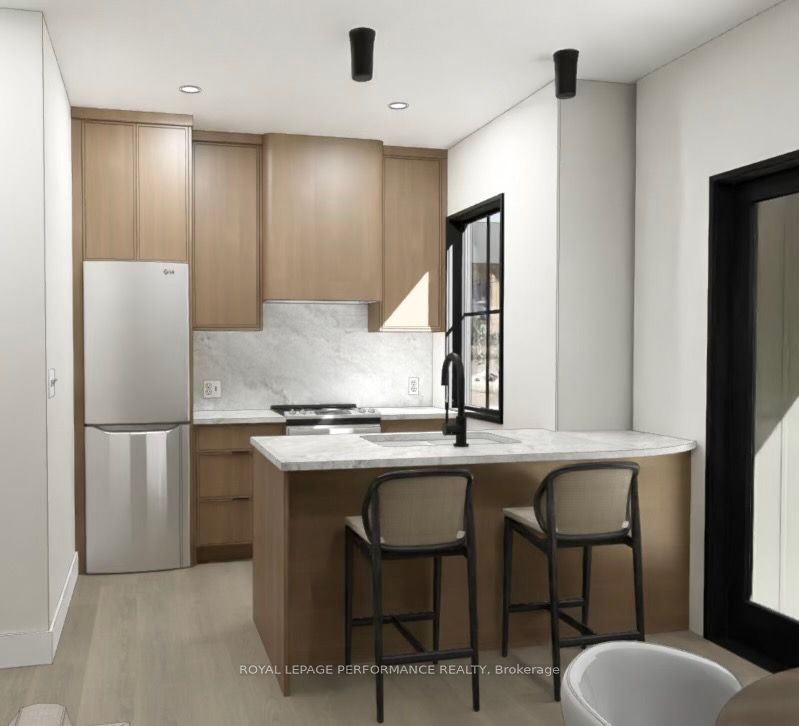 Unit 2 - 344 Tweedsmuir Avenue, Ottawa 4