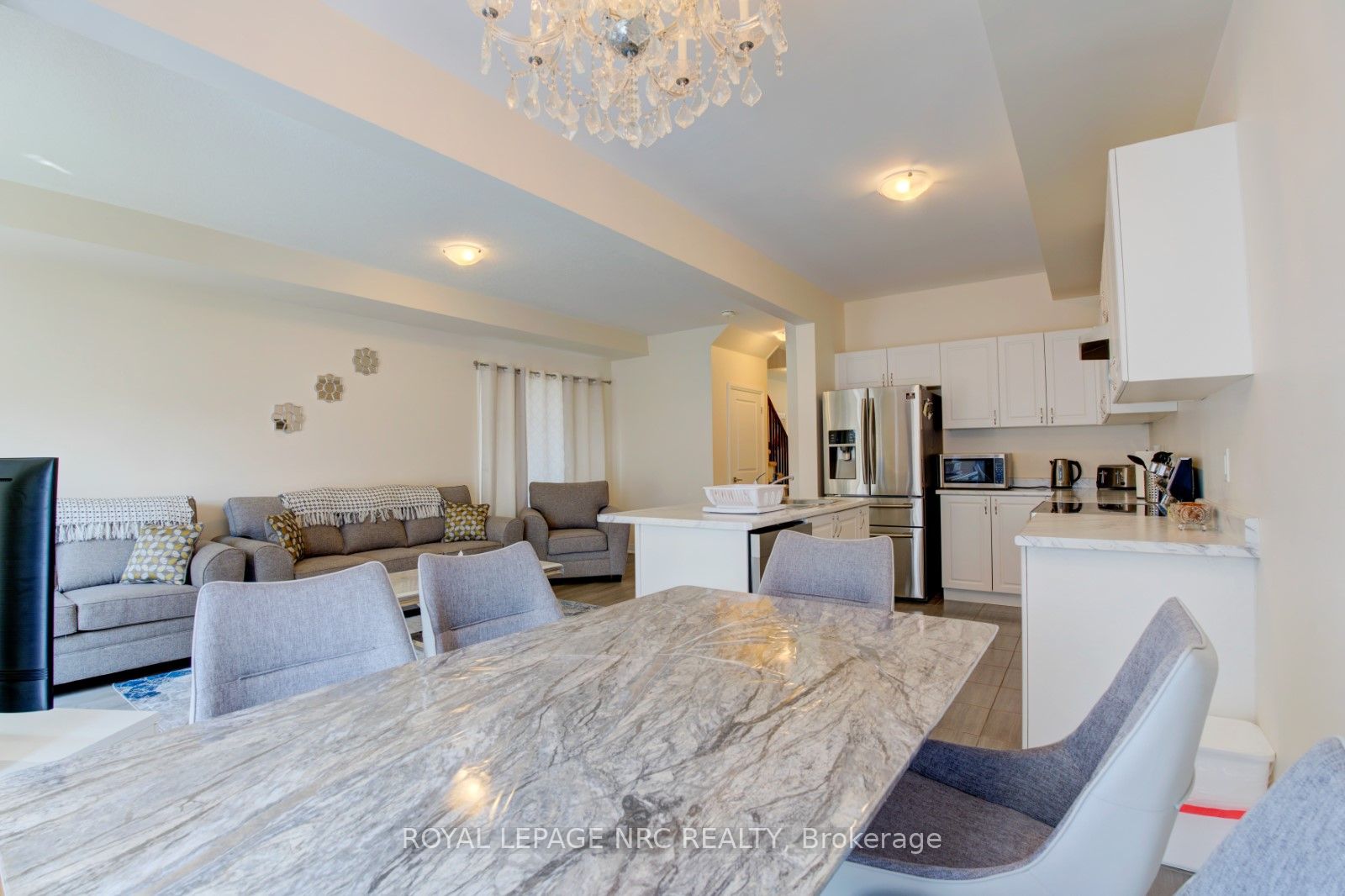 4901 Pettit Avenue, Niagara Falls 5